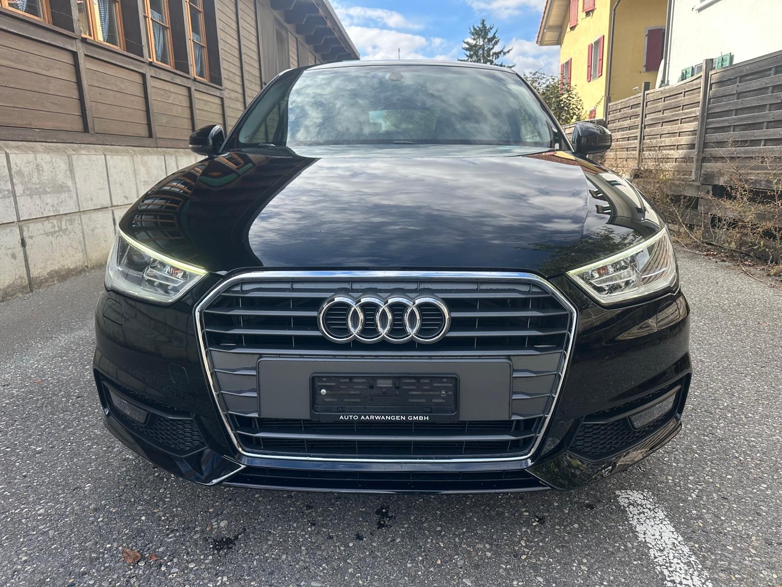 AUDI A1 Sportback 1.4 TFSI-image-6