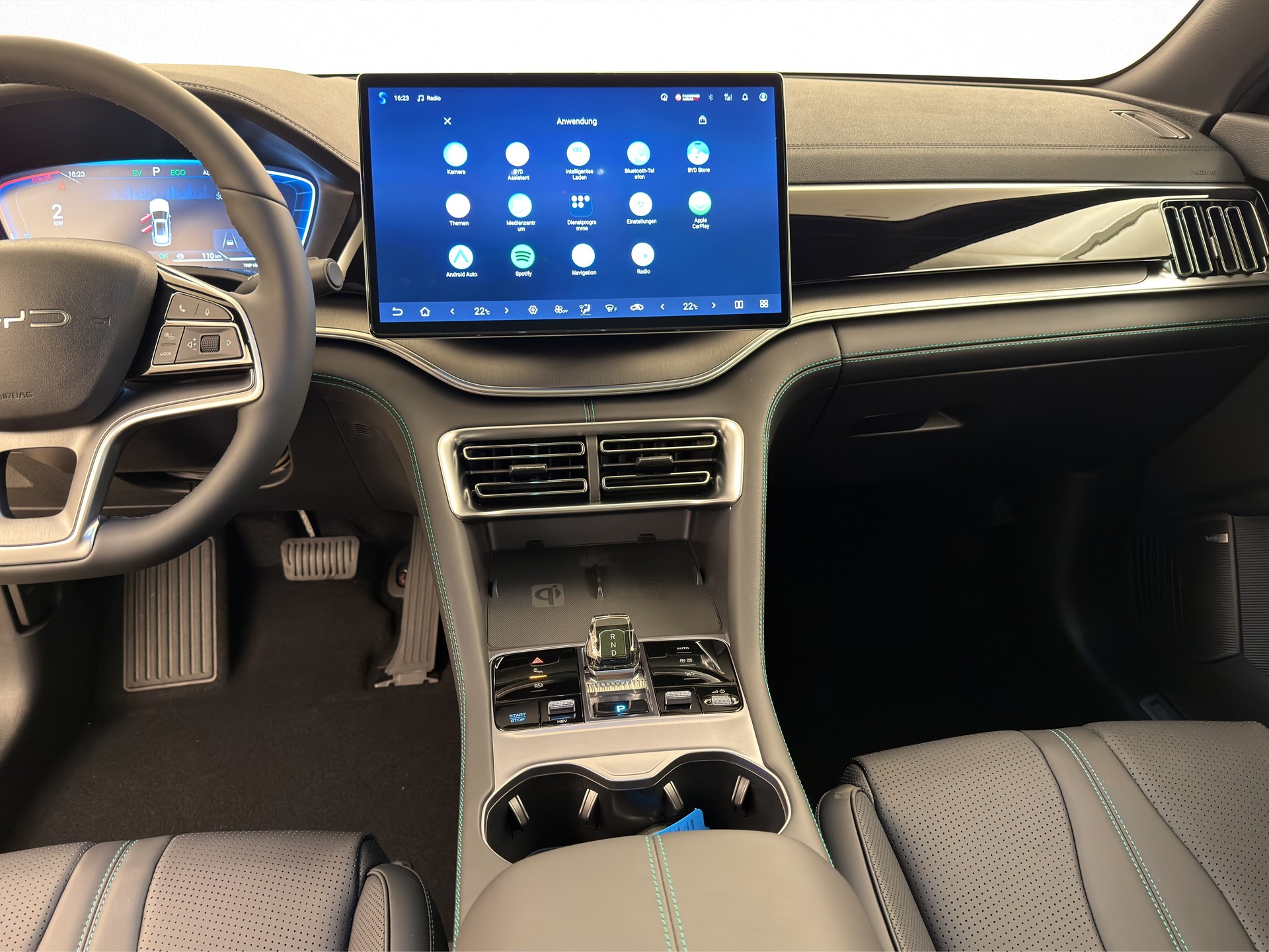 BYD Seal U DM-i Design AWD-image-10