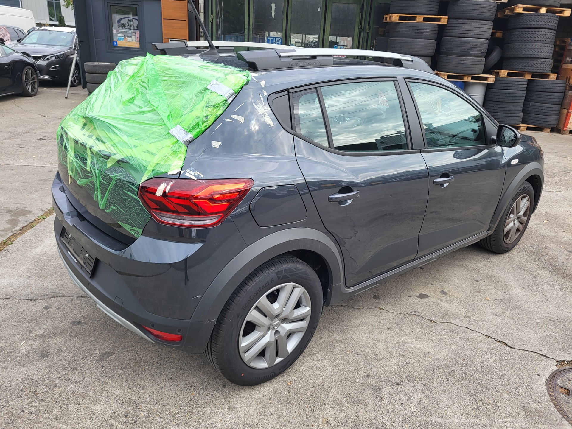 DACIA Sandero Stepway TCe 90 Comfort-image-1