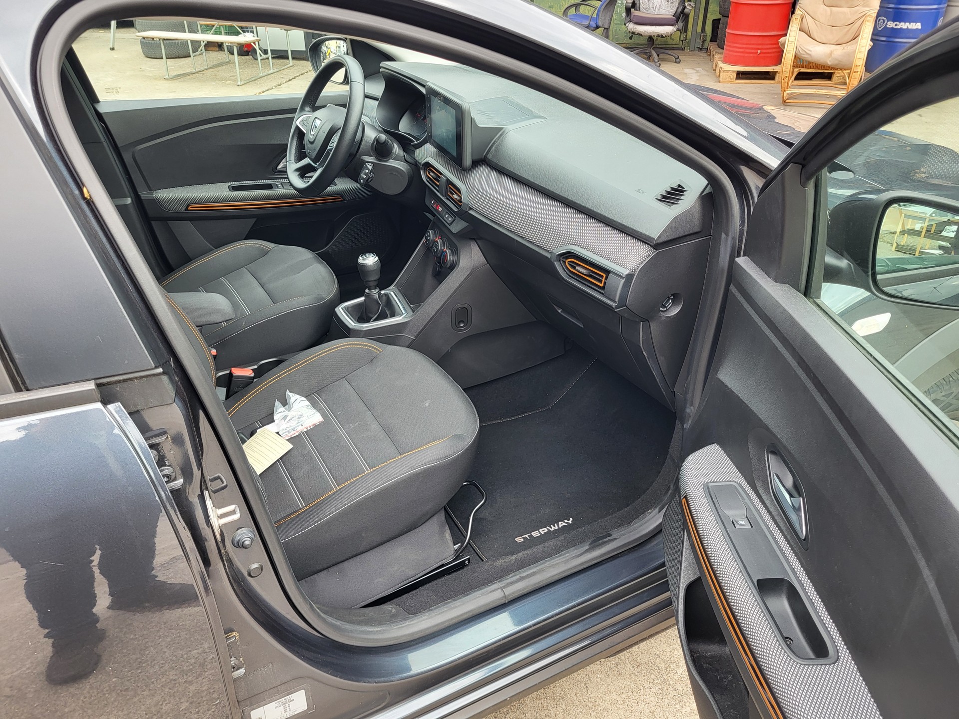 DACIA Sandero Stepway TCe 90 Comfort-image-5