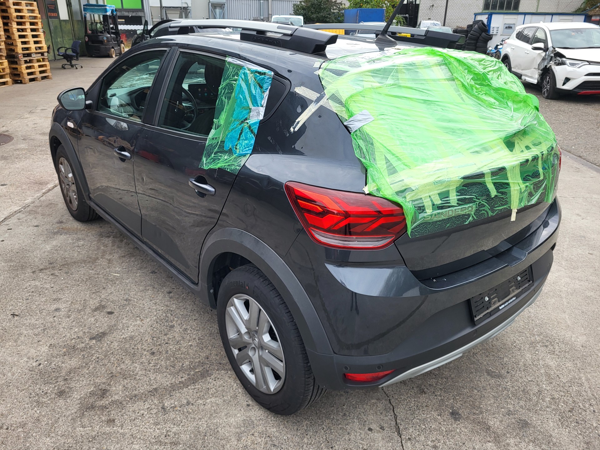 DACIA Sandero Stepway TCe 90 Comfort-image-3