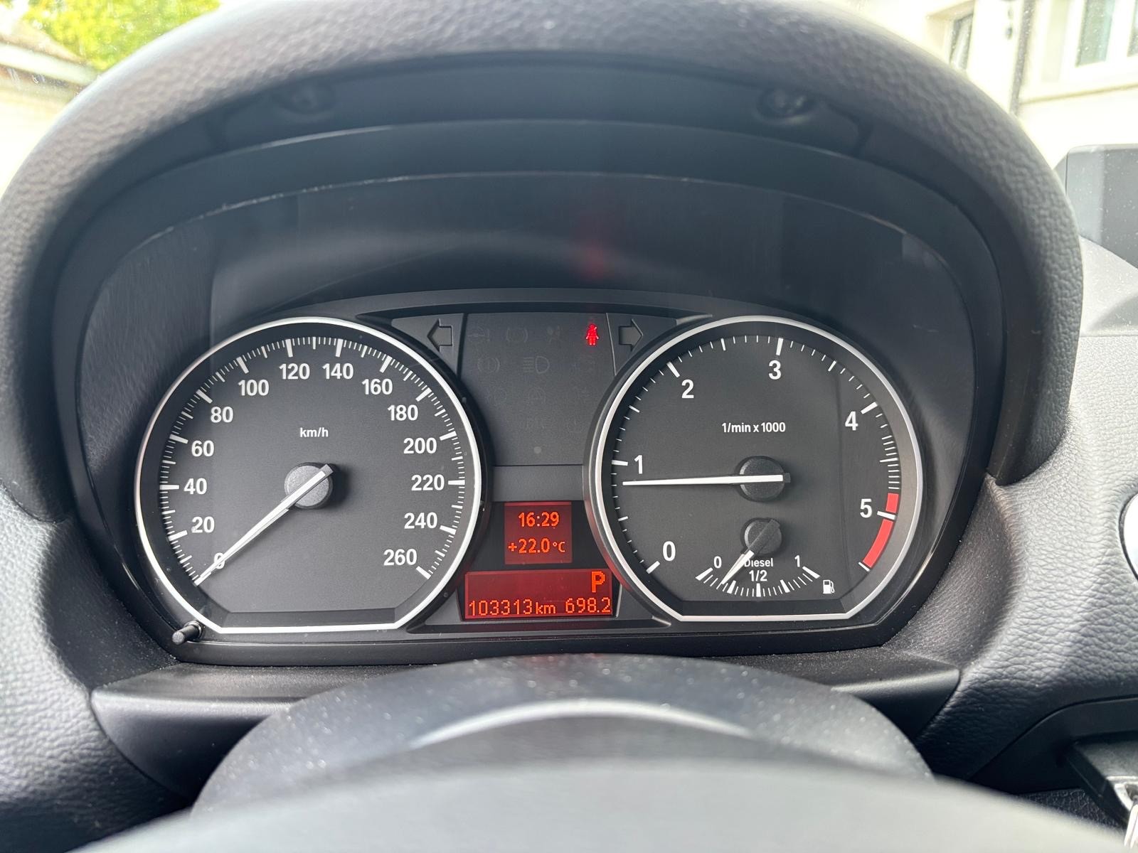BMW 120d Steptronic-image-9