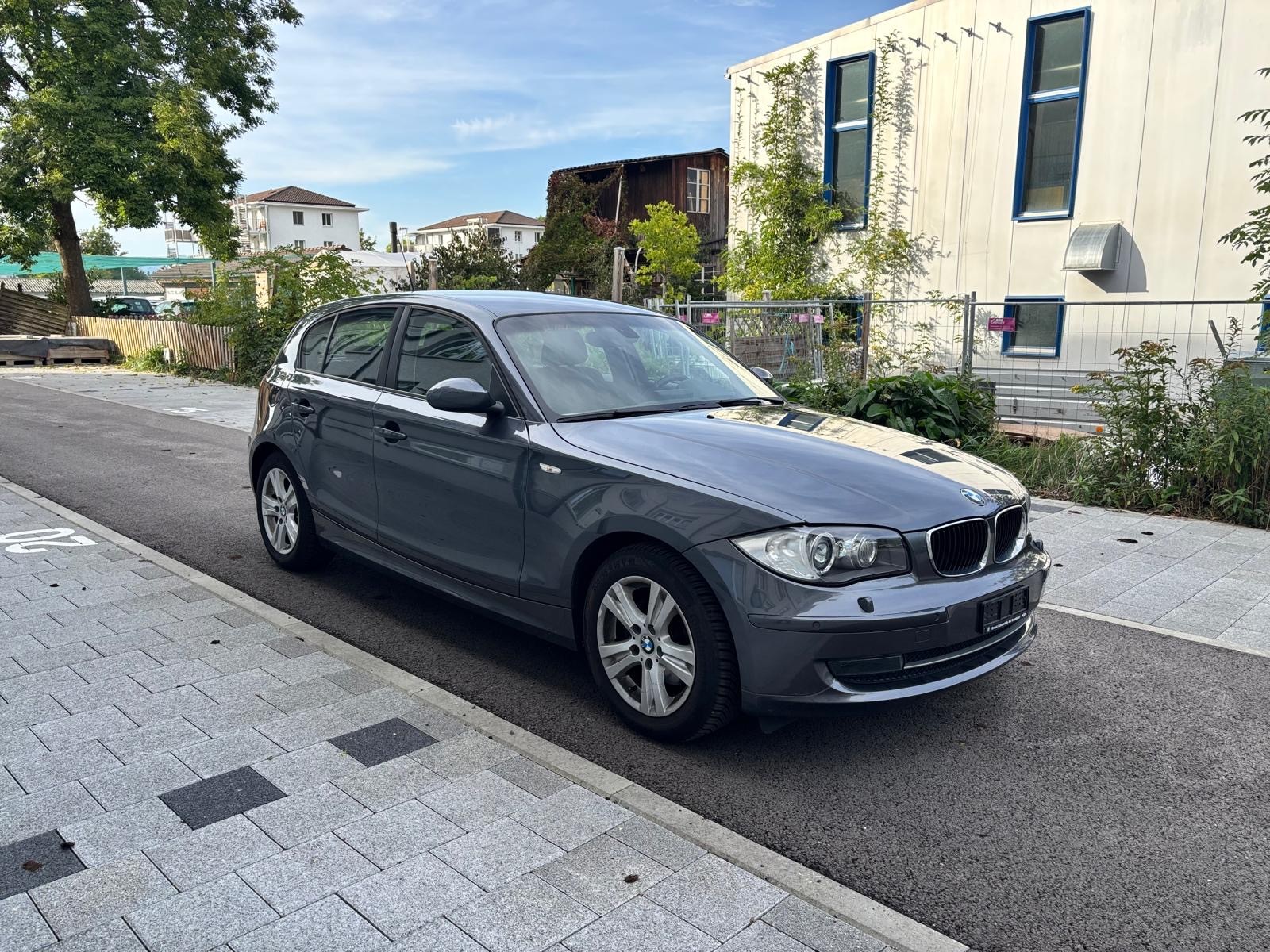 BMW 120d Steptronic-image-4