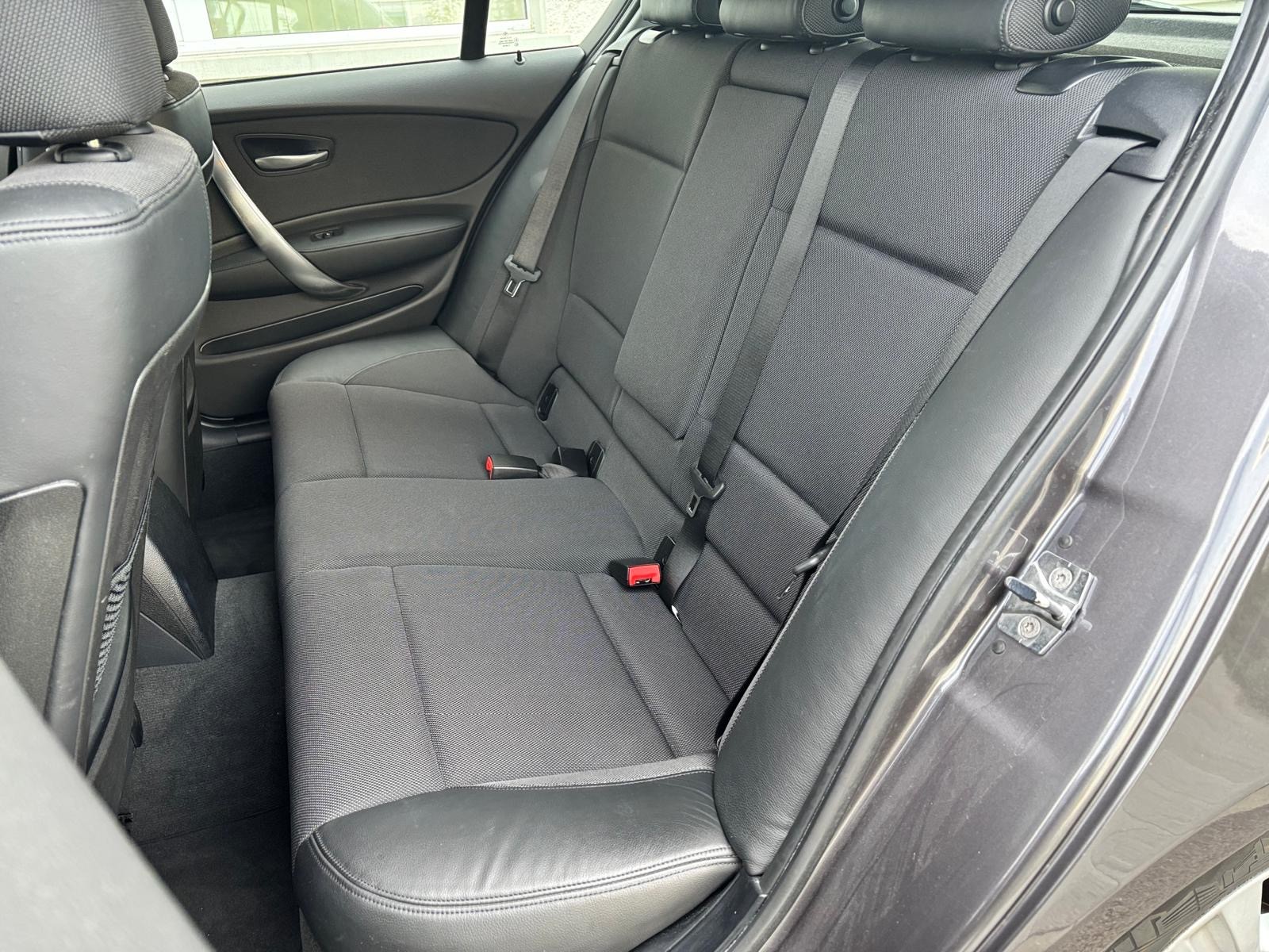 BMW 120d Steptronic-image-10
