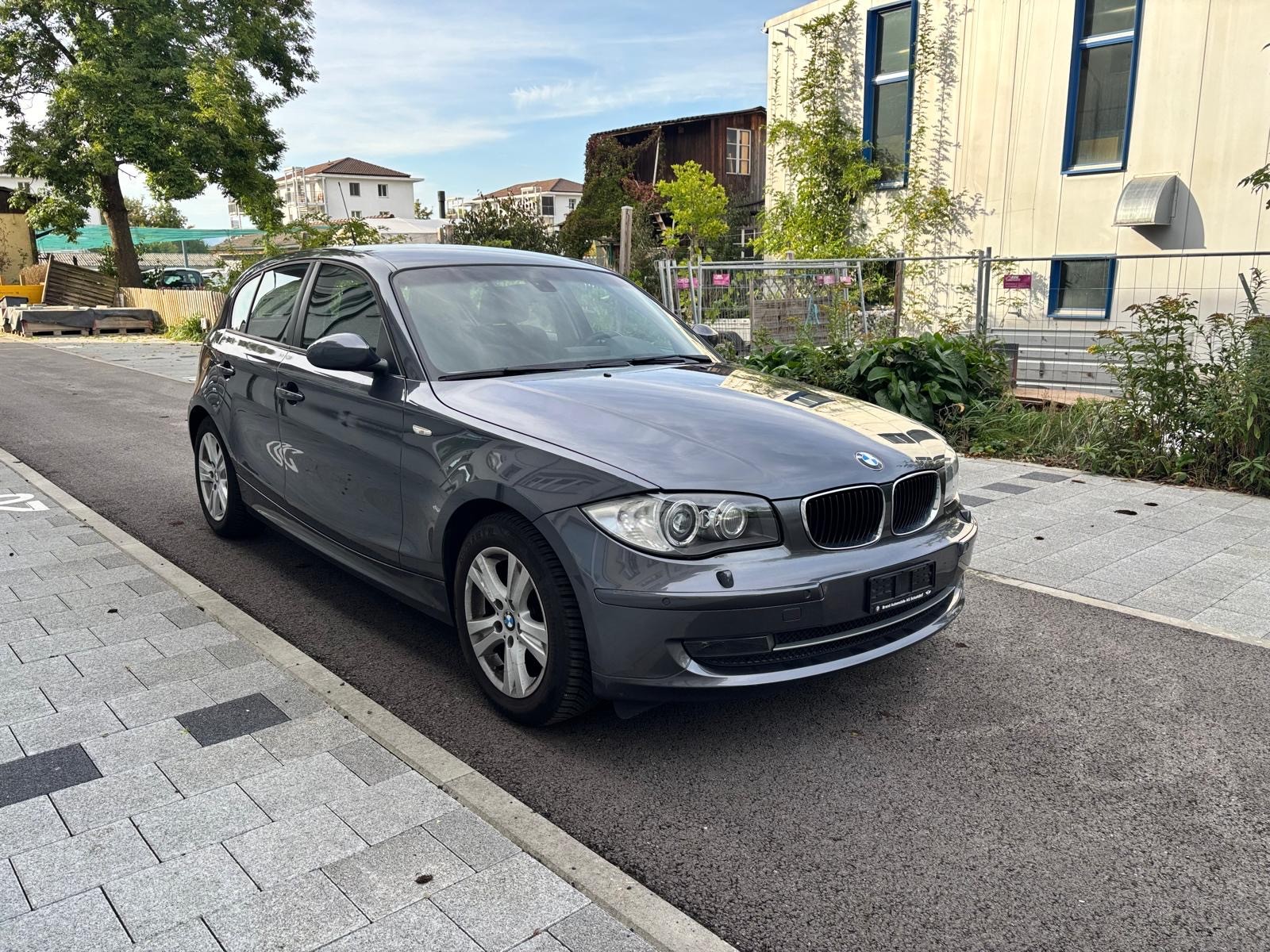 BMW 120d Steptronic-image-1
