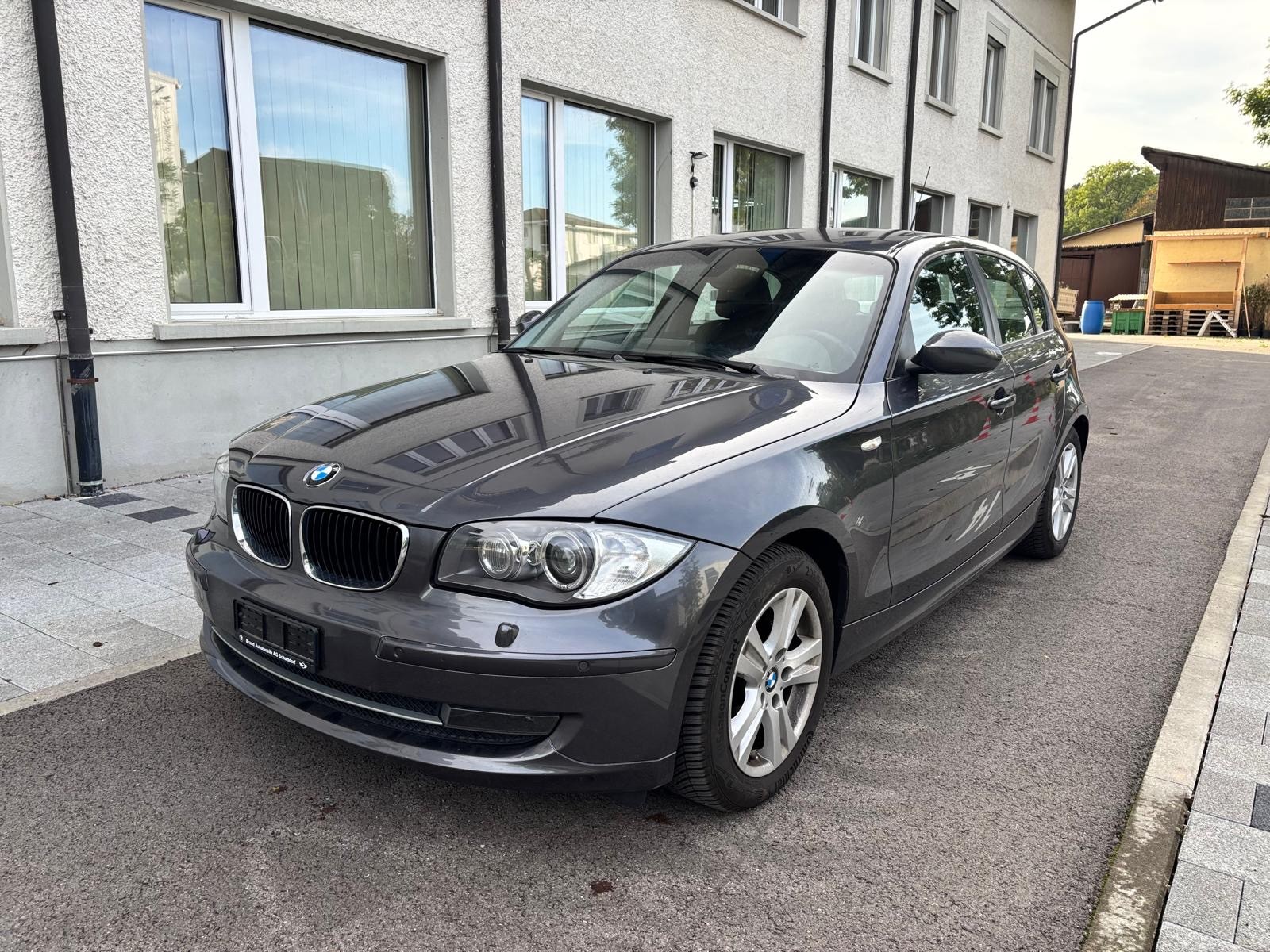 BMW 120d Steptronic-image-0