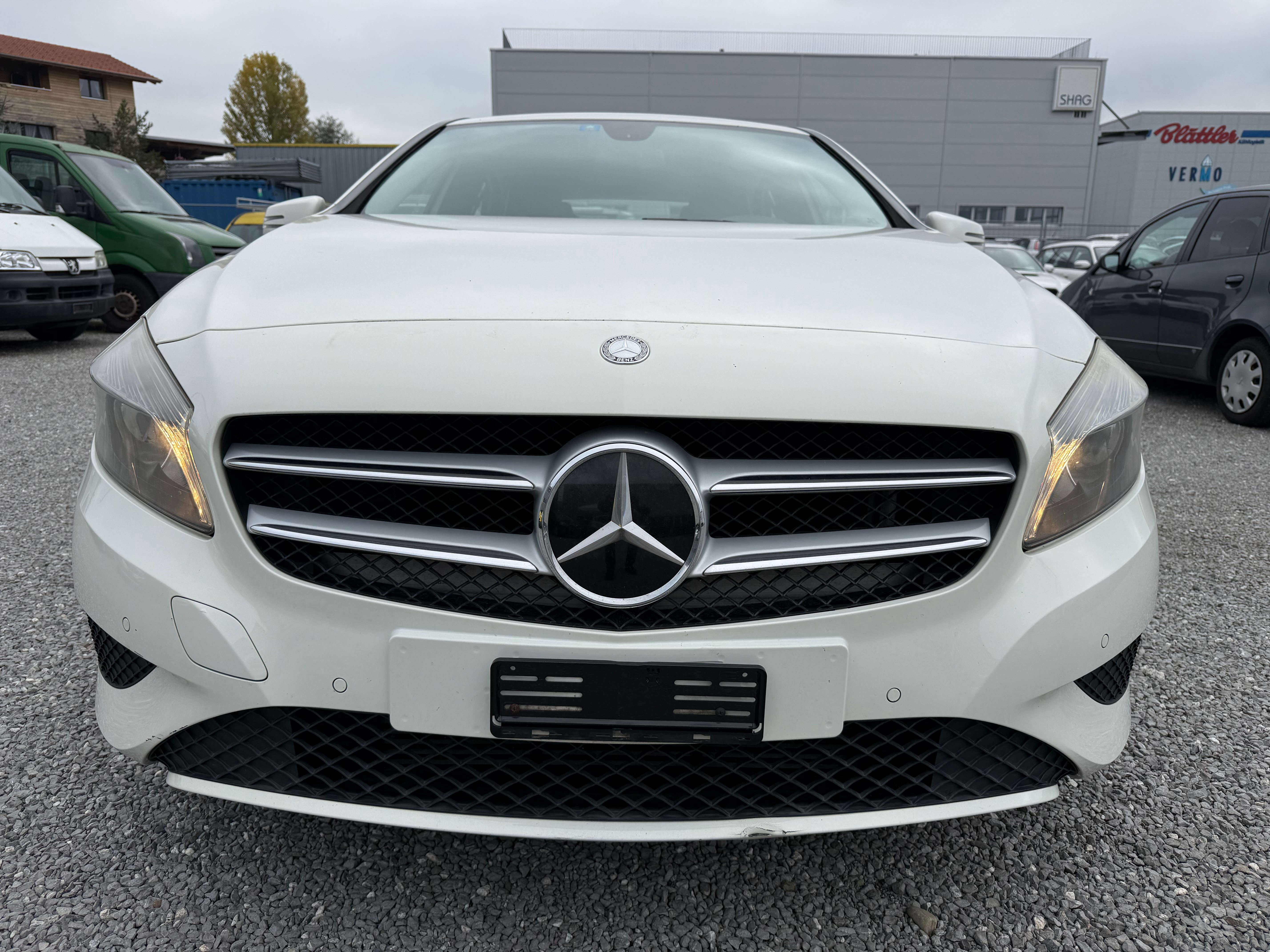 Car photo