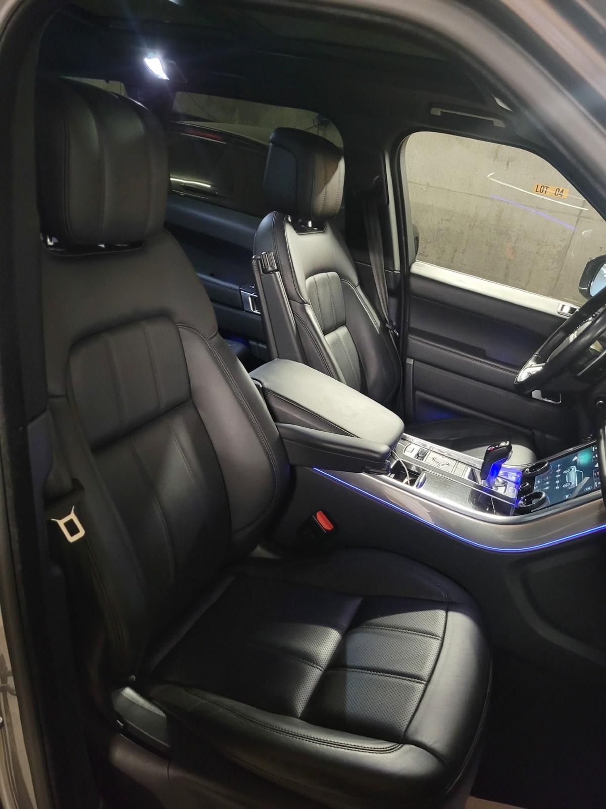 LAND ROVER Range Rover Sport 3.0 SDV6 SE Automatic-image-7