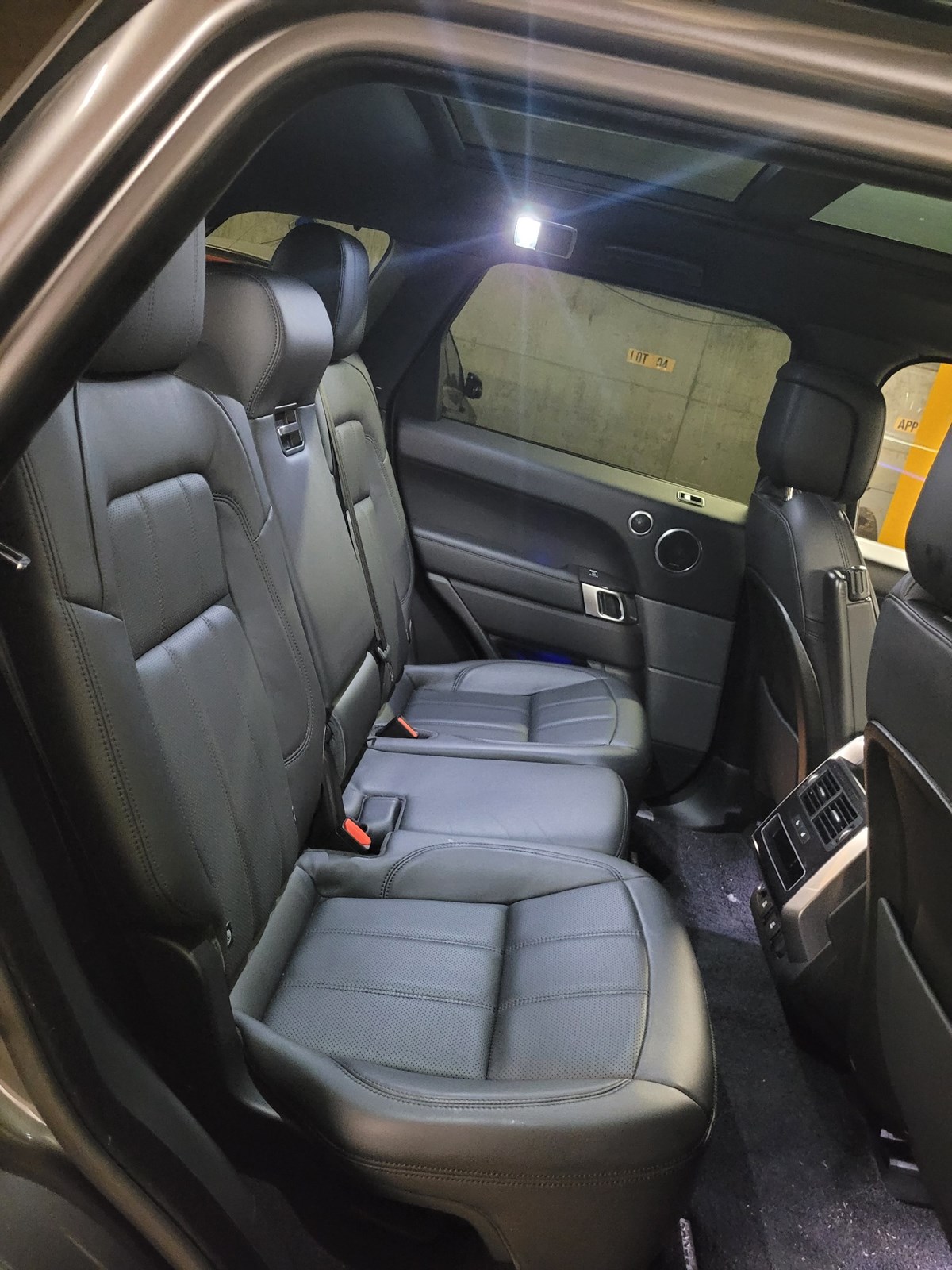 LAND ROVER Range Rover Sport 3.0 SDV6 SE Automatic-image-11
