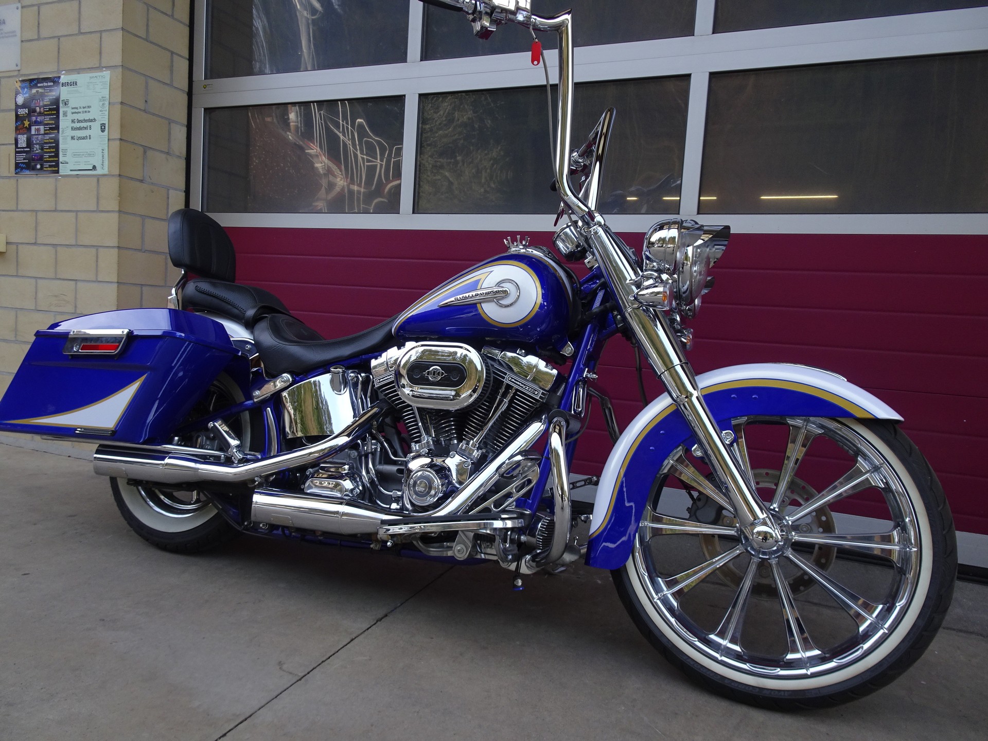 HARLEY-DAVIDSON FLSTNSE Softail Deluxe ABS CVO-image-10