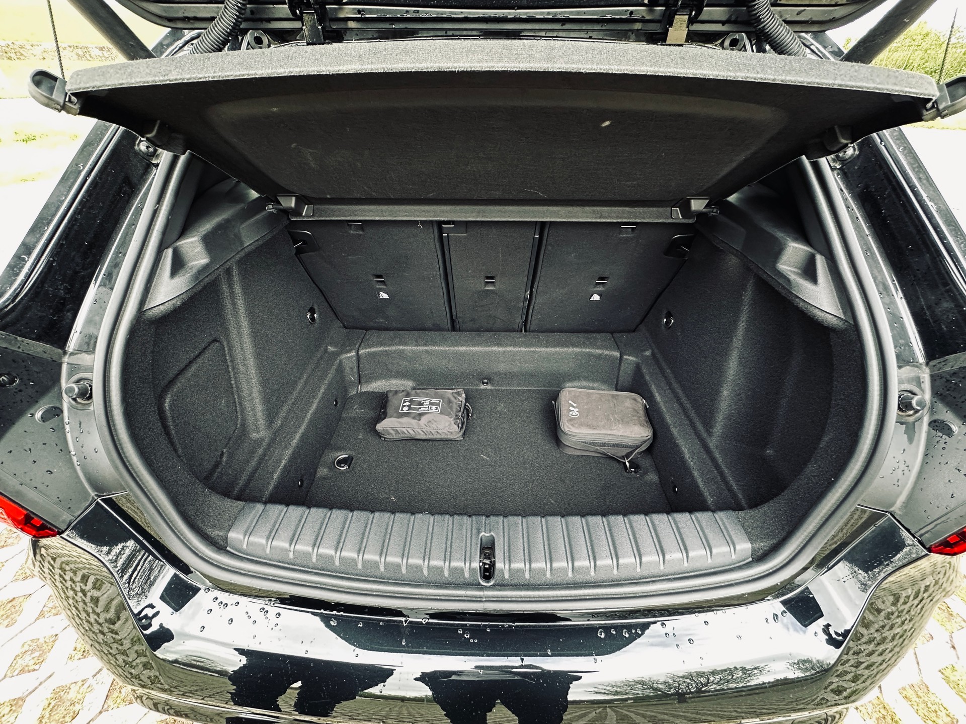 BMW M135i xDrive Steptronic-image-10