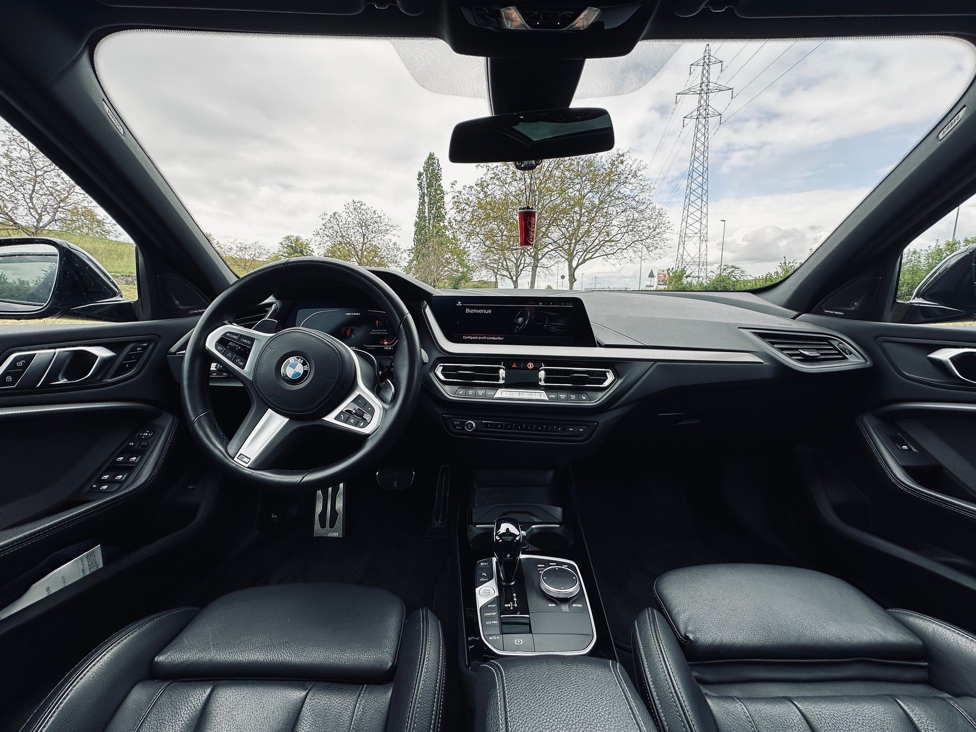BMW M135i xDrive Steptronic-image-6