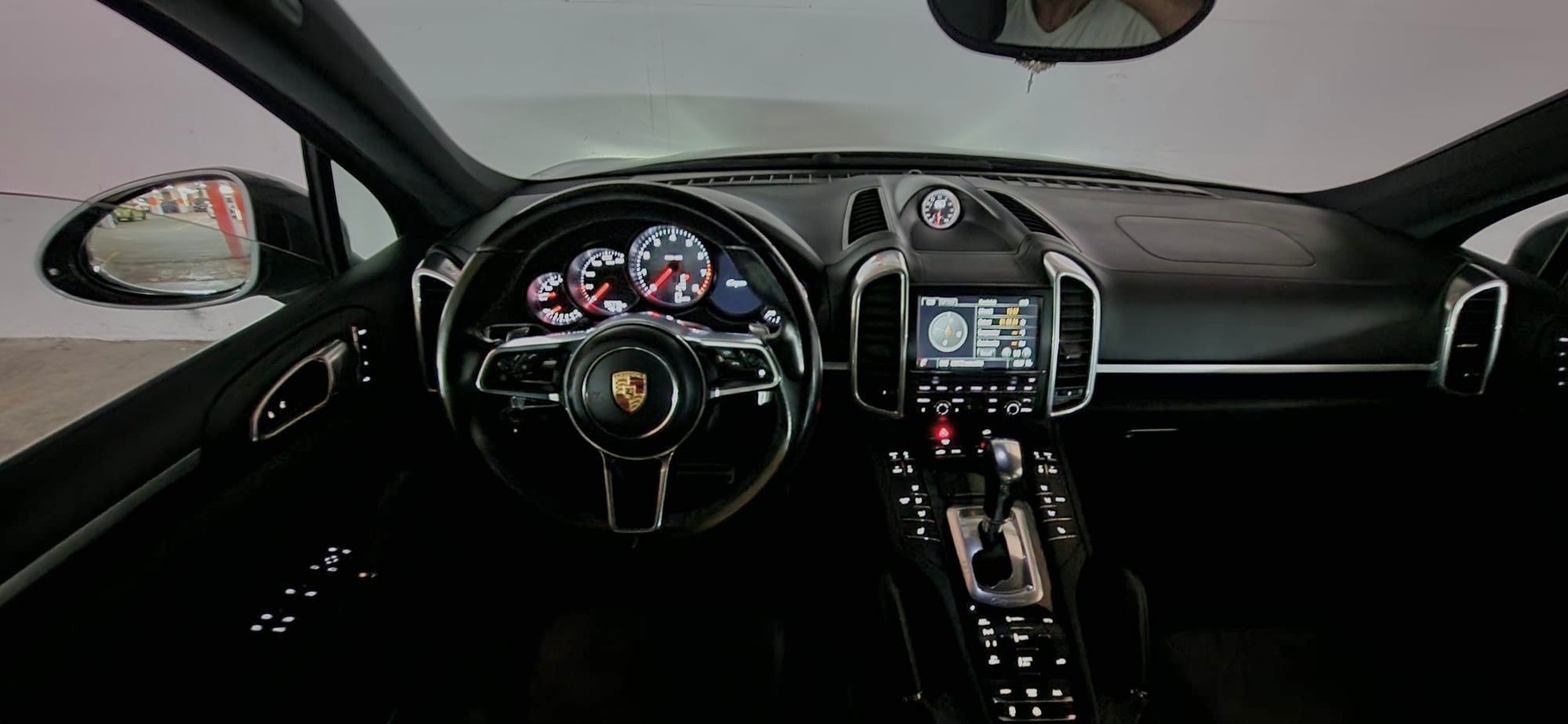PORSCHE Cayenne S-image-8