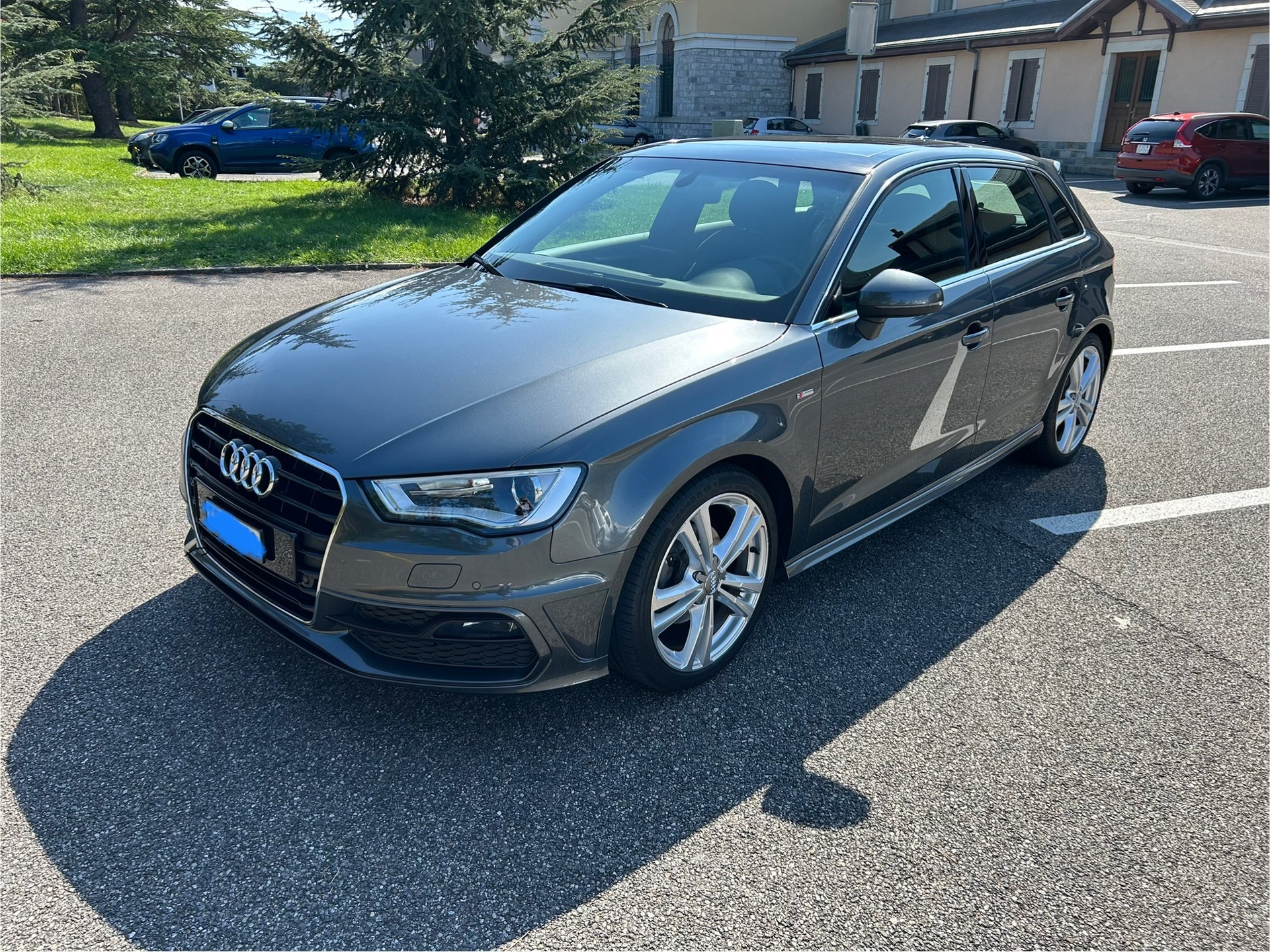 AUDI A3 Sportback 1.4 TFSI Ambition-image-2
