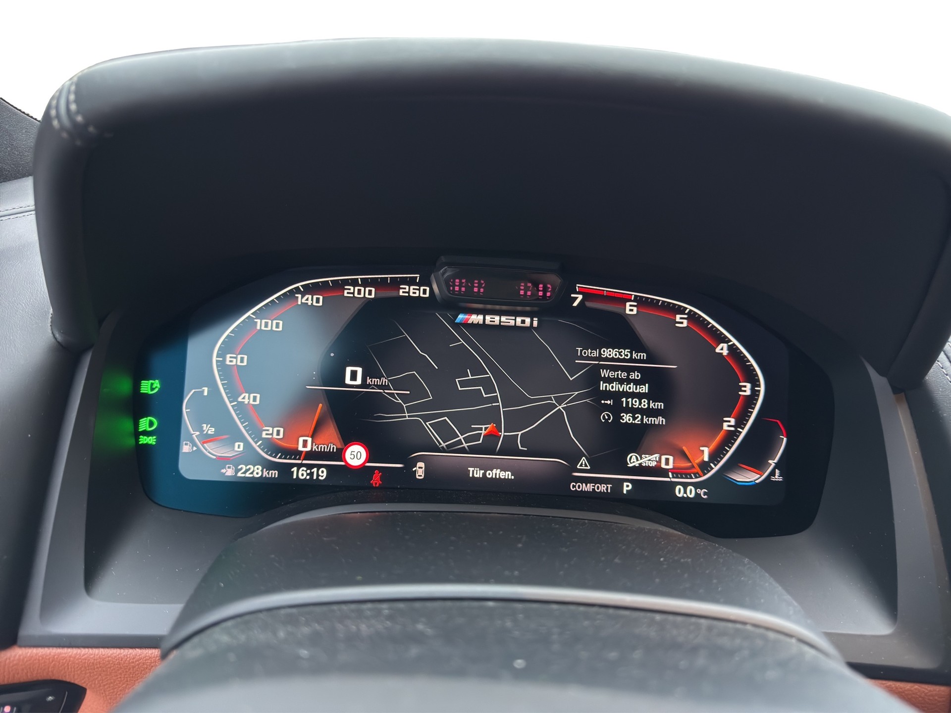 BMW M850i xDrive Steptronic-image-14