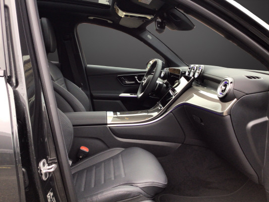 MERCEDES-BENZ GLC 300 4Matic 9G-Tronic-image-10