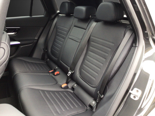 MERCEDES-BENZ GLC 300 4Matic 9G-Tronic-image-11