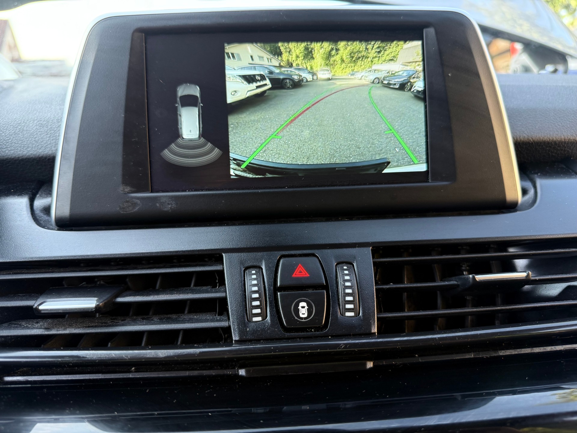BMW 216d Gran Tourer-image-14