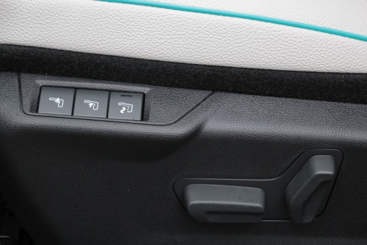 FIAT 600 1.2 Hybrid 136 La Prima Bicolore-image-8