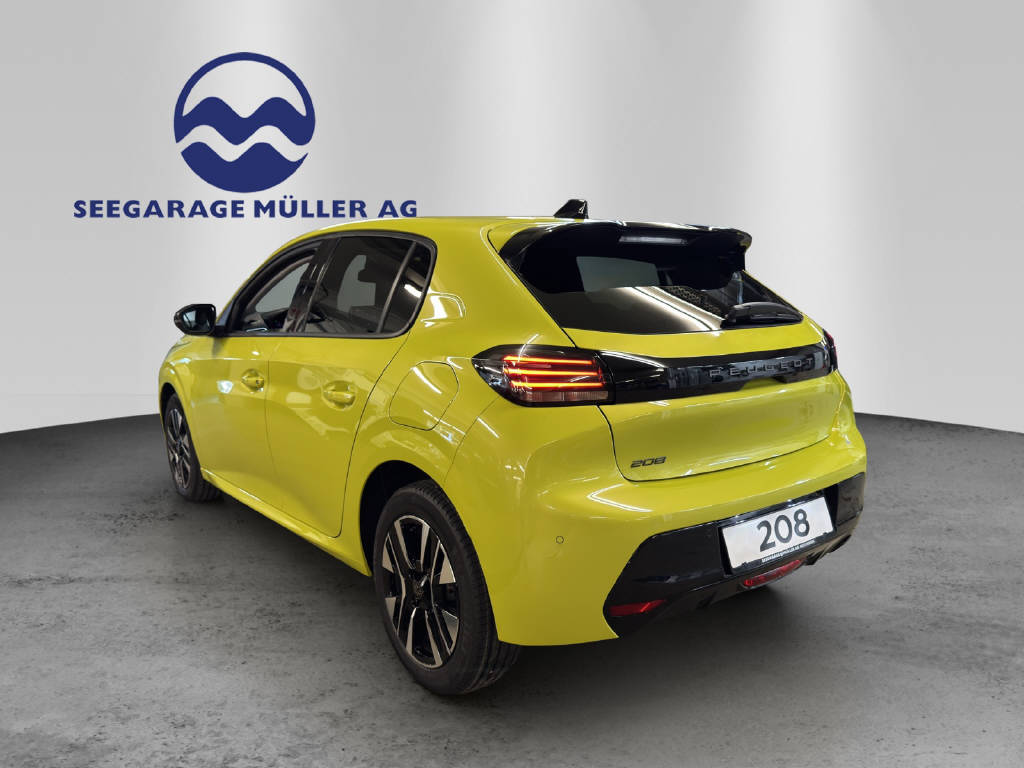 PEUGEOT 208 1.2 Hybrid Allure Premium-image-3