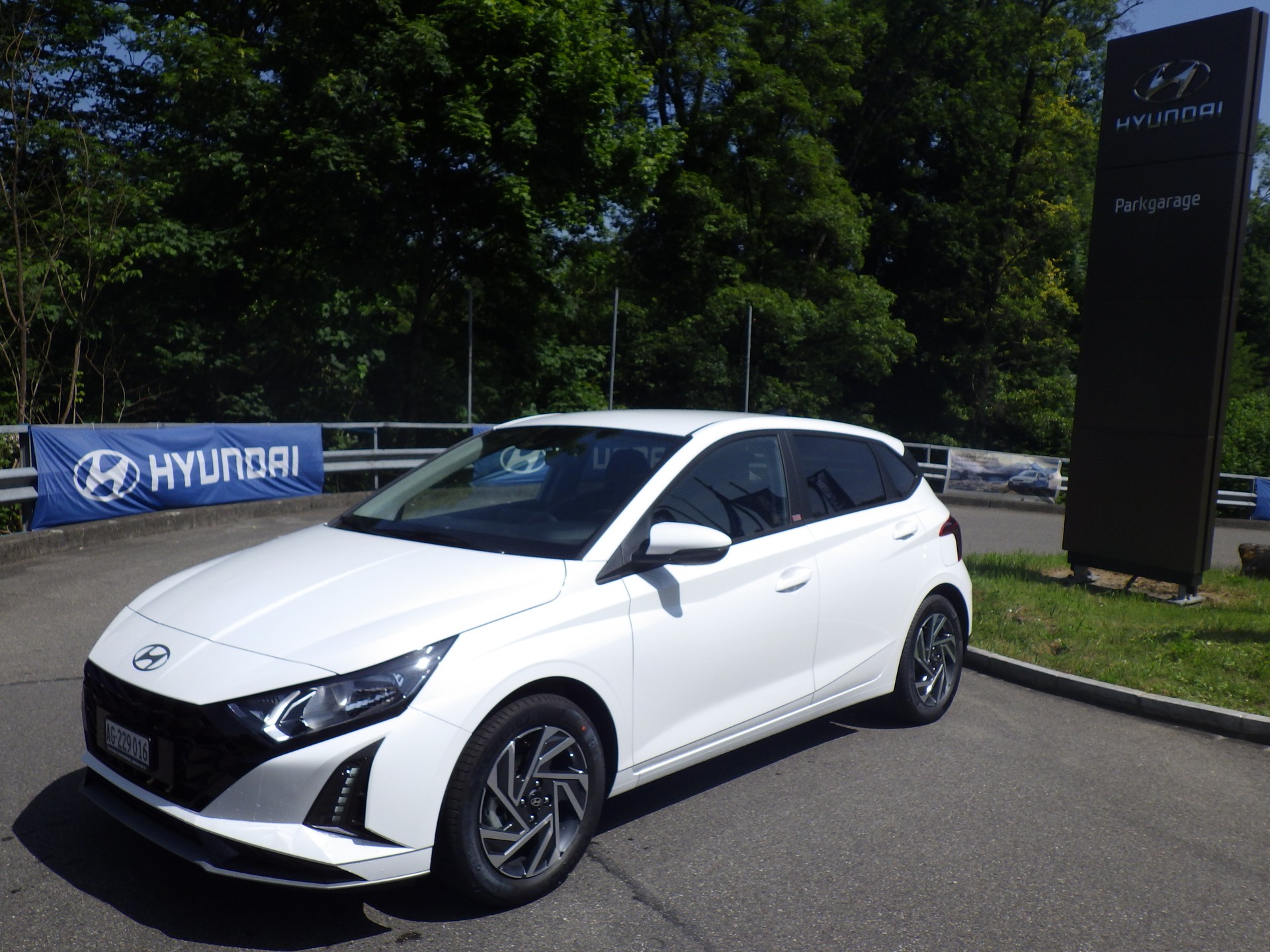 HYUNDAI i20 1.0 T-GDi Amplia DCT