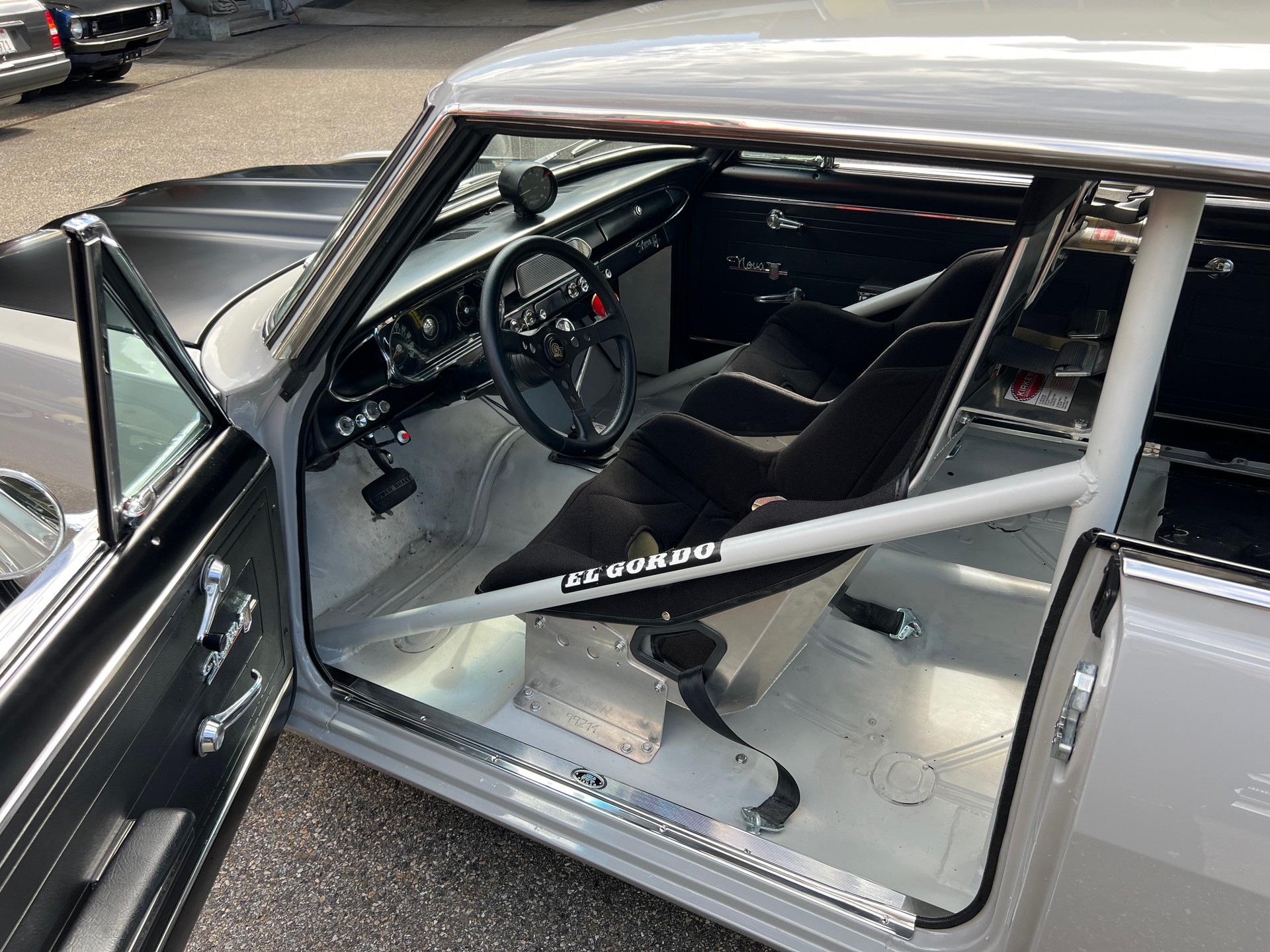 CHEVROLET Nova 400 V8 2door Coupe-image-9