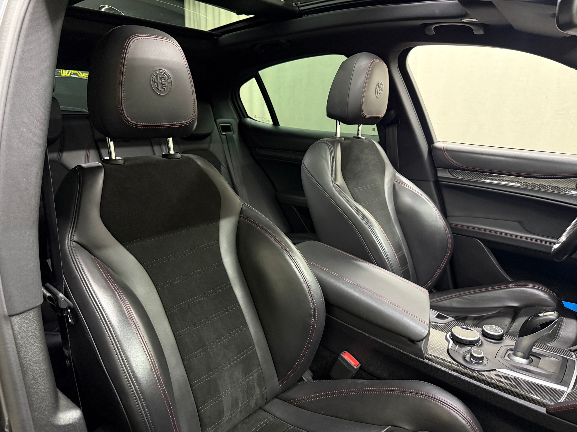 ALFA ROMEO Stelvio 2.9 V6 Quadrifoglio Q4 Automatic-image-13
