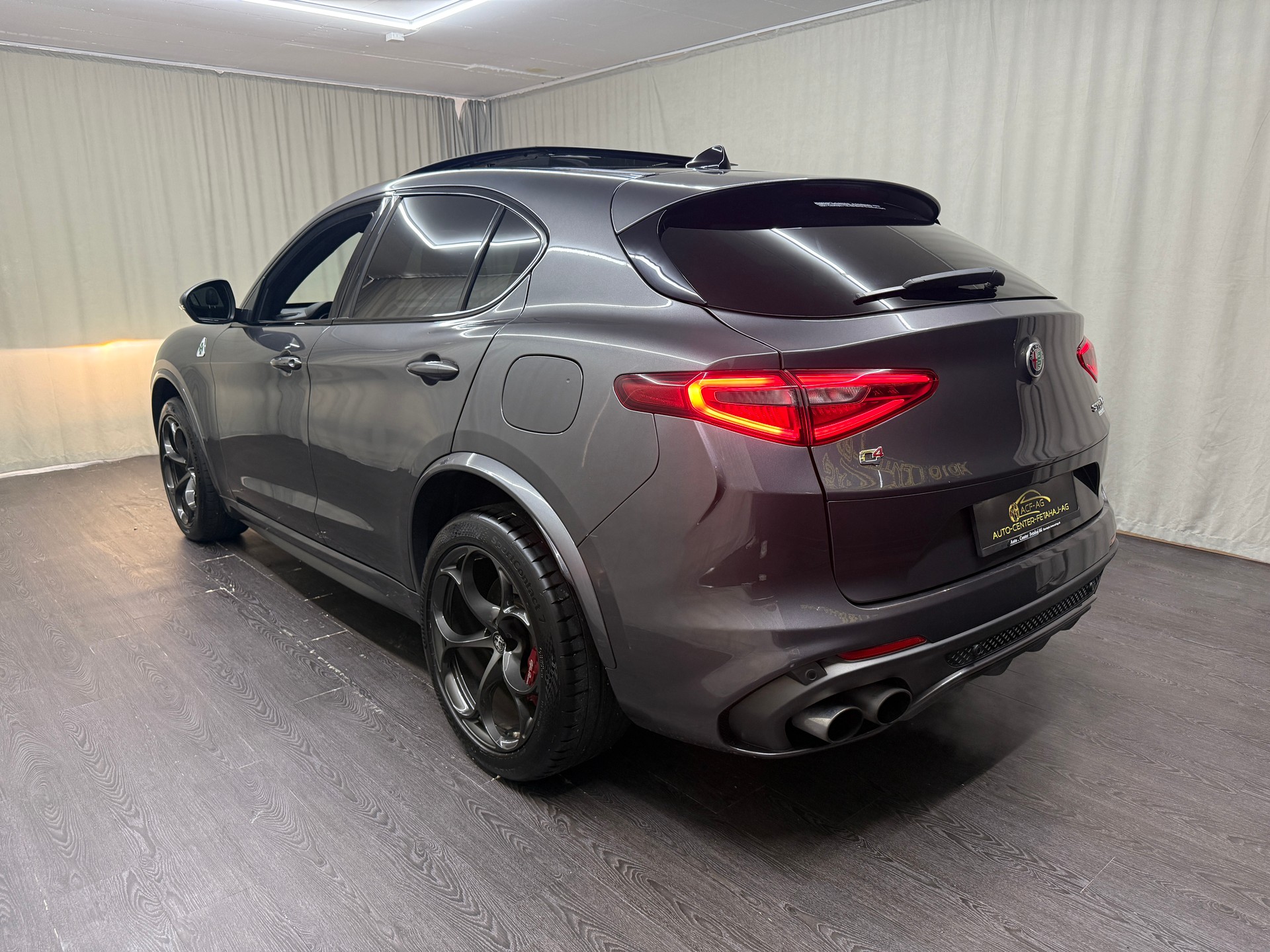 ALFA ROMEO Stelvio 2.9 V6 Quadrifoglio Q4 Automatic-image-3