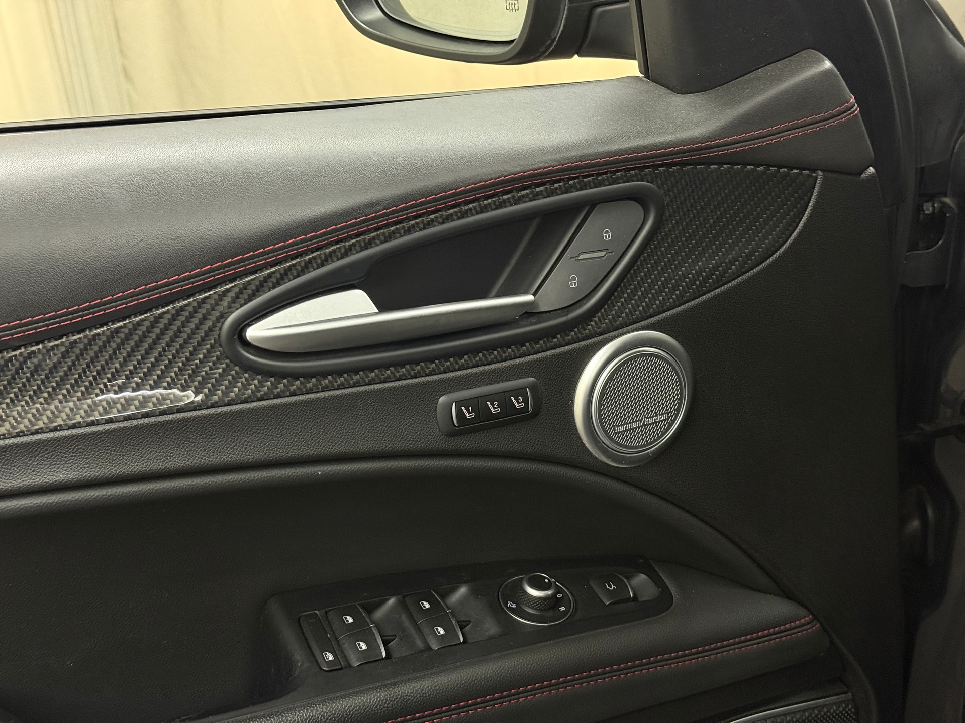 ALFA ROMEO Stelvio 2.9 V6 Quadrifoglio Q4 Automatic-image-15