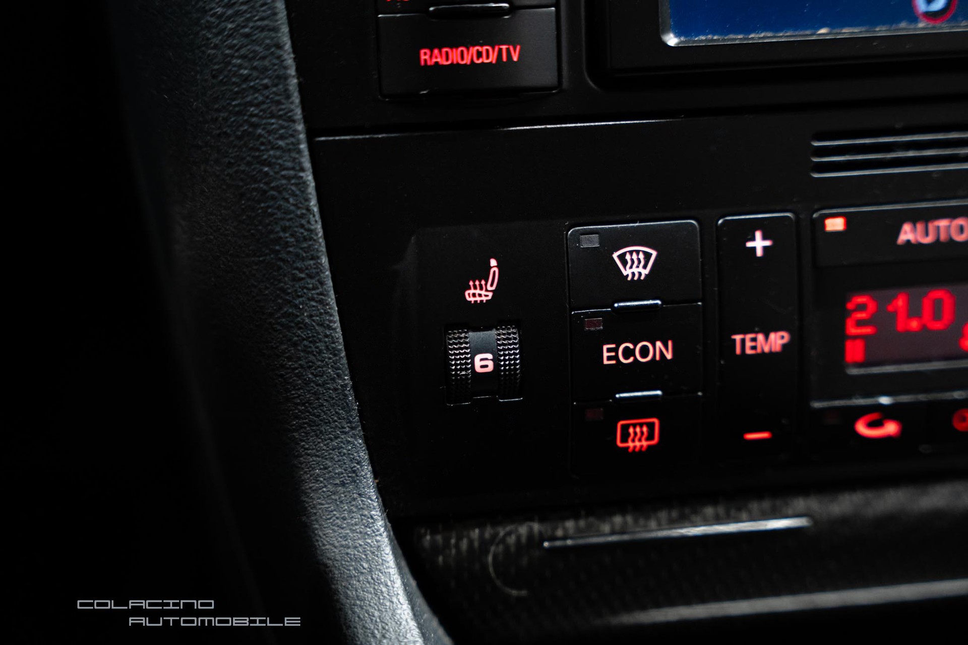 AUDI RS4-image-24