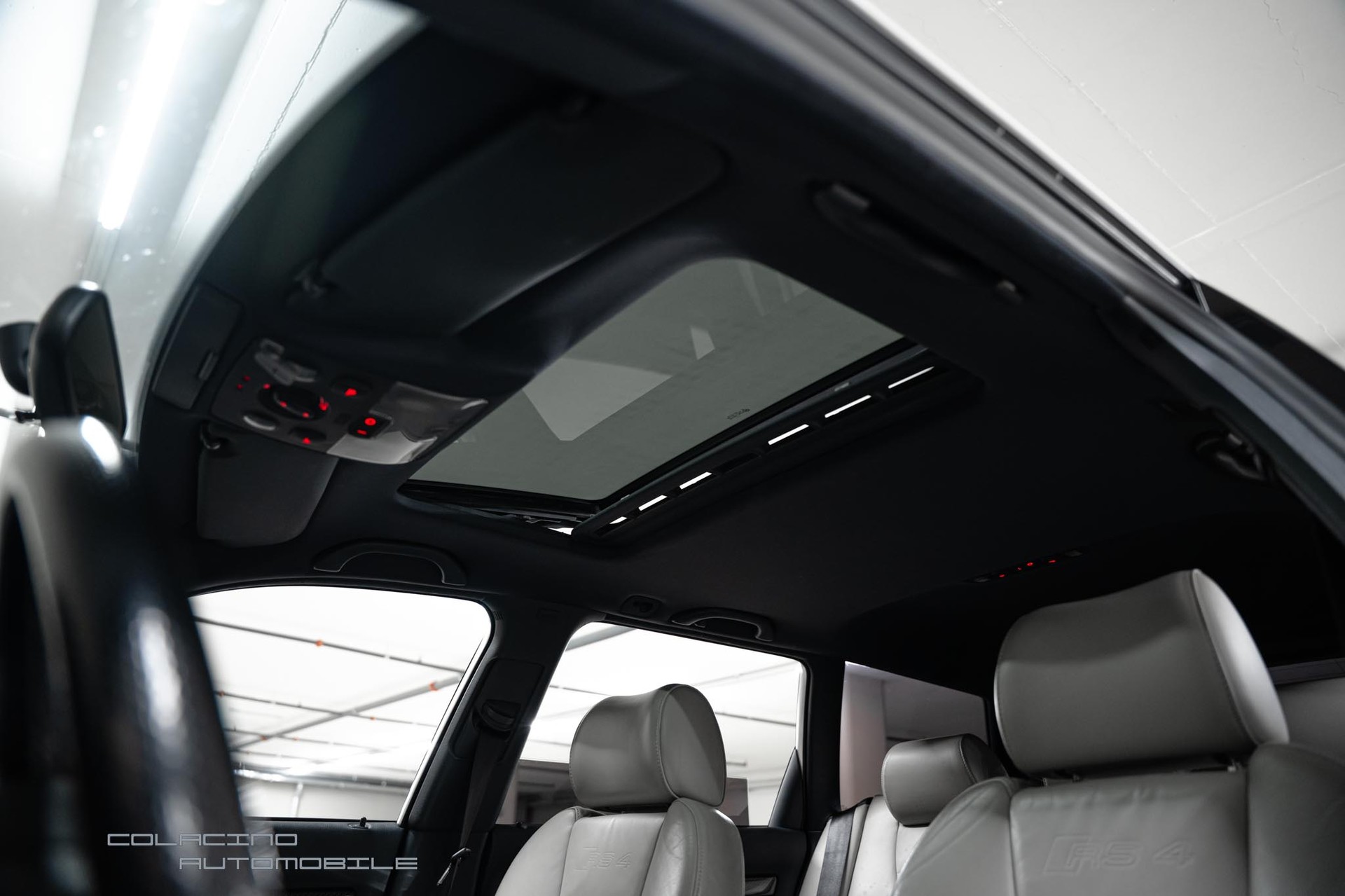 AUDI RS4-image-31