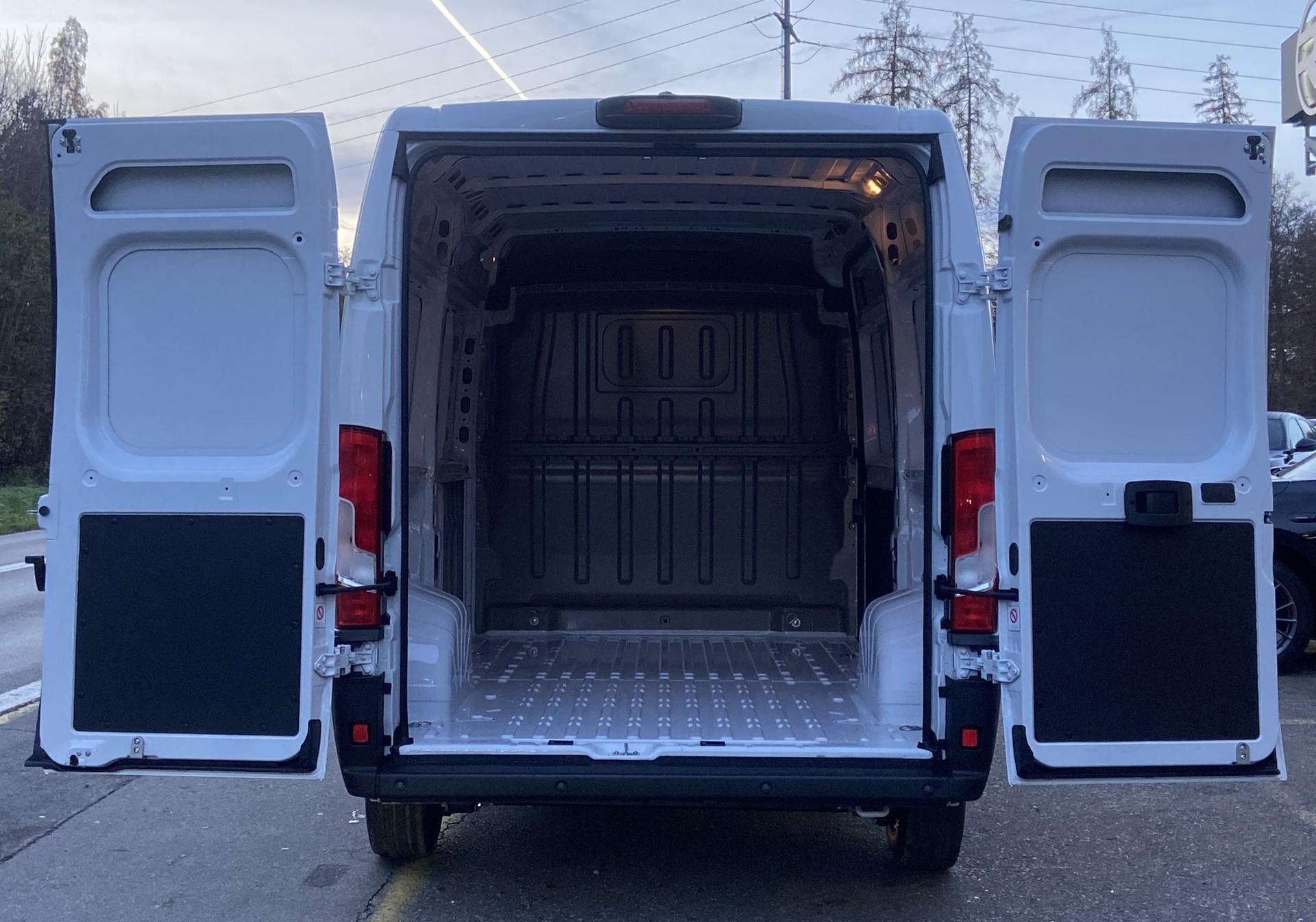 OPEL Movano 2.2 d 3.5t L3H2-image-10