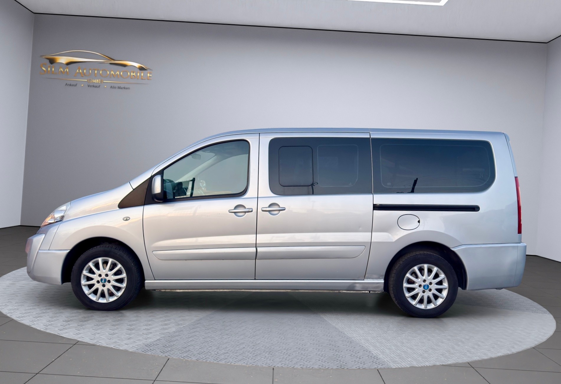 PEUGEOT Expert Tepee 2.0 HDi 163 PS, Automat, Allure L2 Lange version, 2 Schiebetüre, 8 Sitze, AHK-showroom-element-3