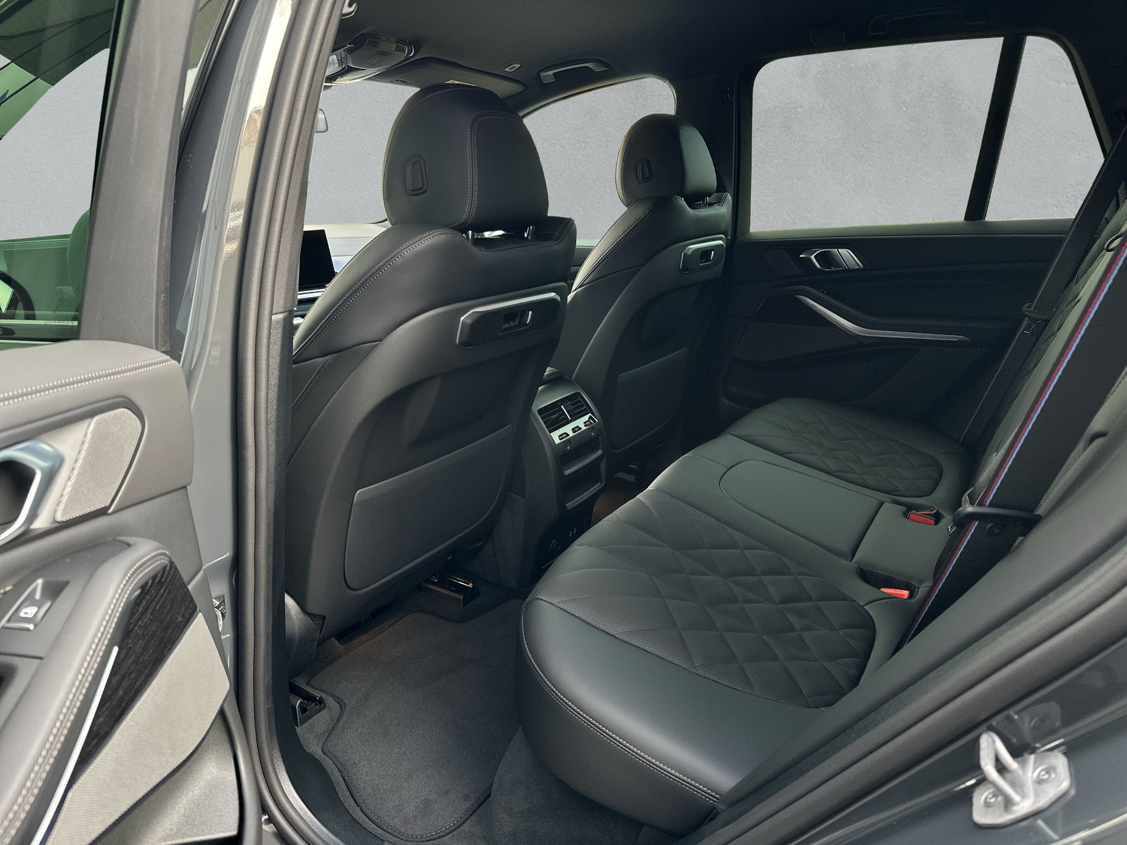 BMW X5 xDrive 50e M Sport Pro Steptronic **Action de leasing à 0.9%**-image-11