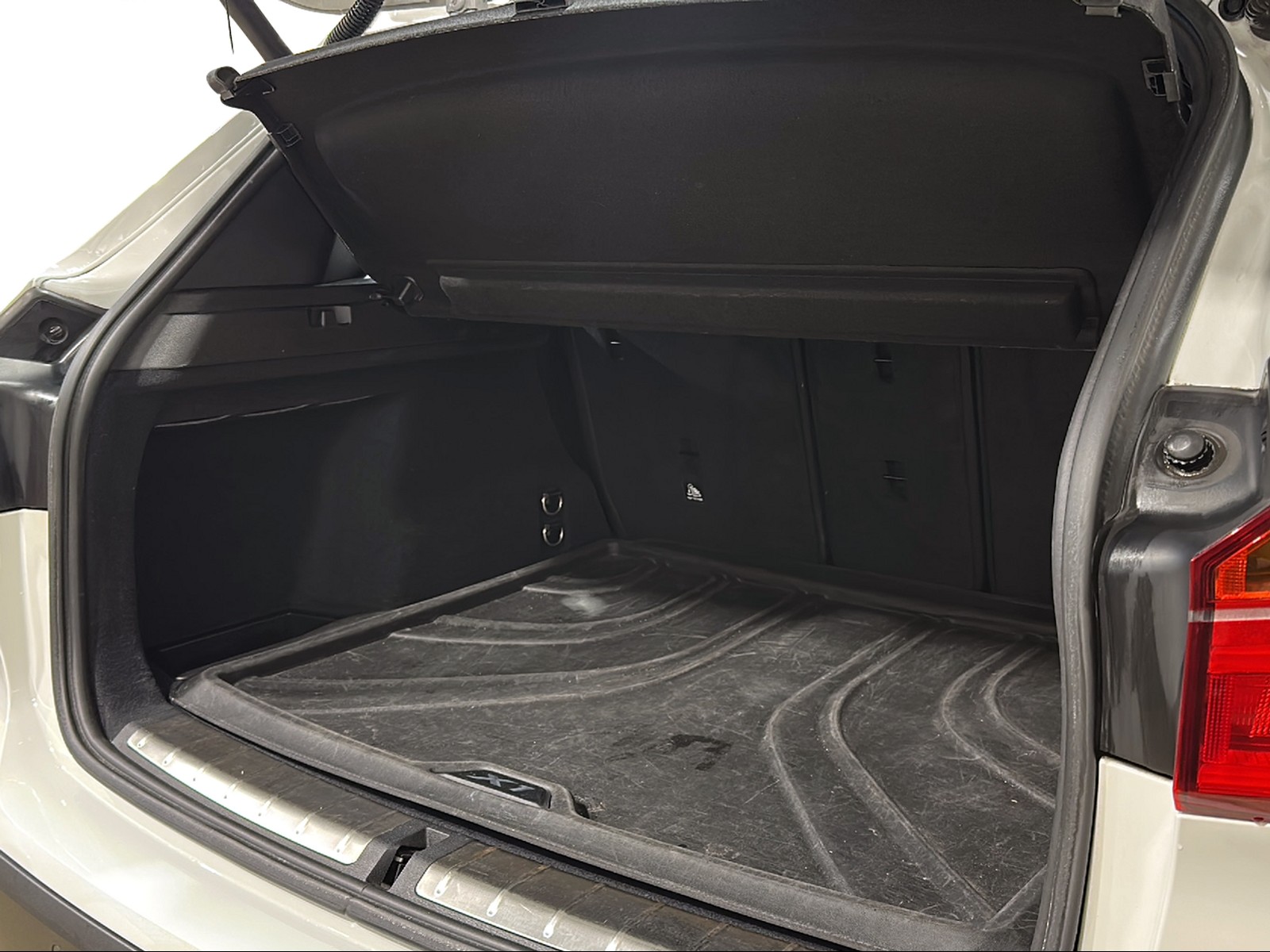 BMW X1 xDrive 20d Sport Line Steptronic-image-7