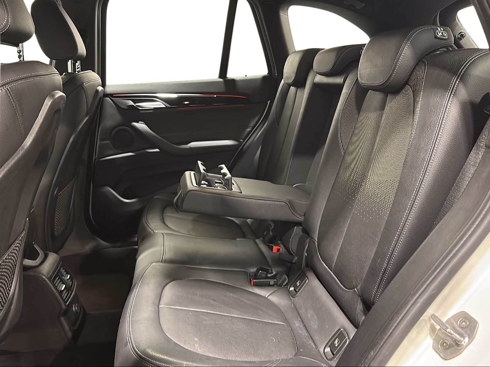 BMW X1 xDrive 20d Sport Line Steptronic-image-22