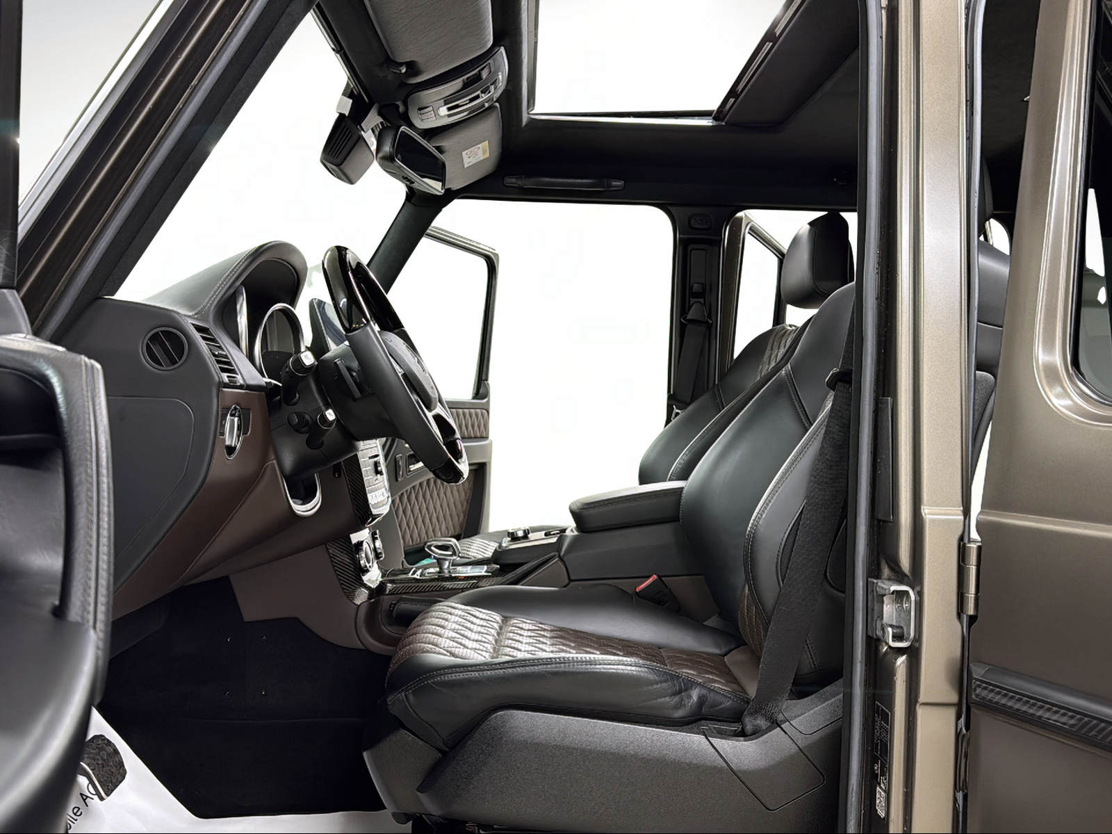 MERCEDES-BENZ G 63 AMG Exclusive Edition Monza grau magno Speedsh. Plus 7G-Tronic-image-5