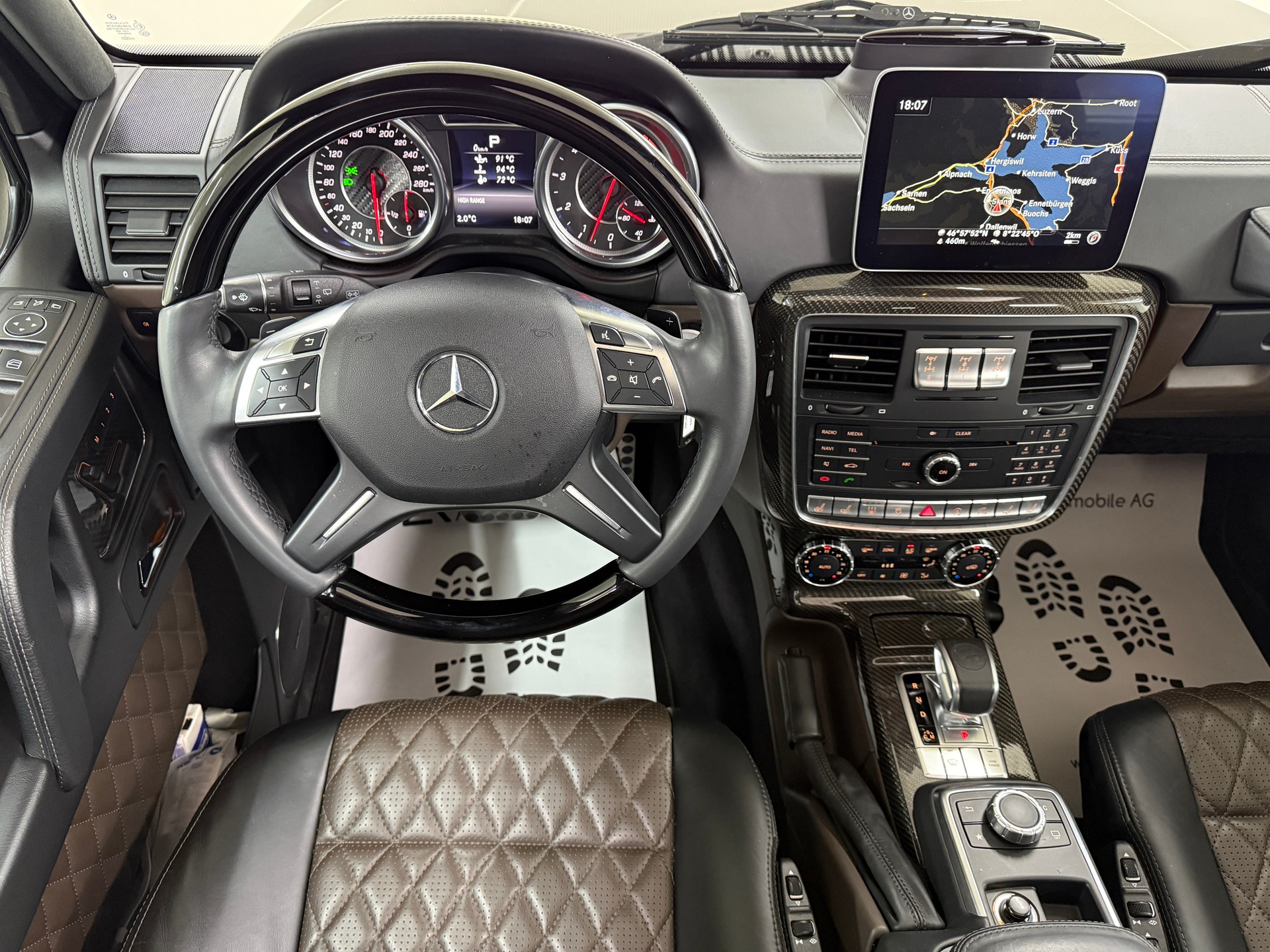 MERCEDES-BENZ G 63 AMG Exclusive Edition Monza grau magno Speedsh. Plus 7G-Tronic-image-11