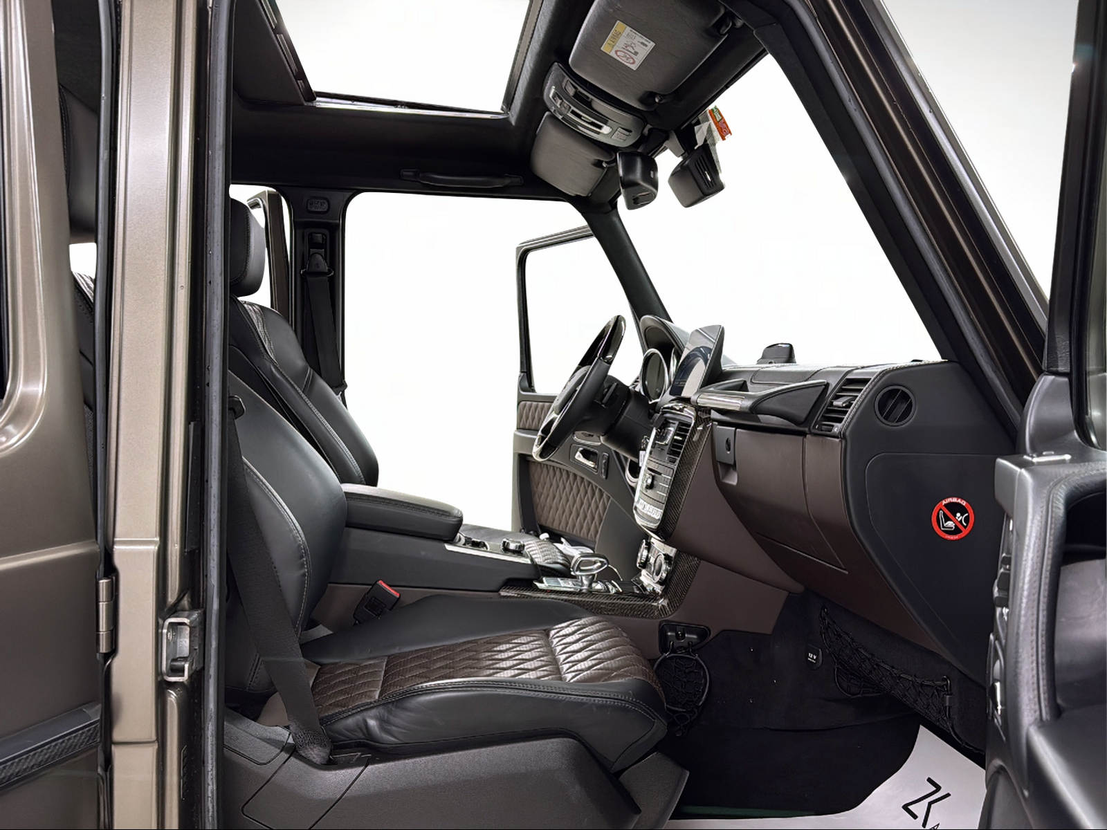 MERCEDES-BENZ G 63 AMG Exclusive Edition Monza grau magno Speedsh. Plus 7G-Tronic-image-9