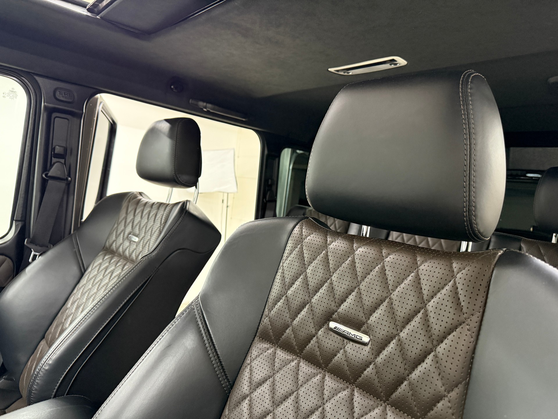 MERCEDES-BENZ G 63 AMG Exclusive Edition Monza grau magno Speedsh. Plus 7G-Tronic-image-7