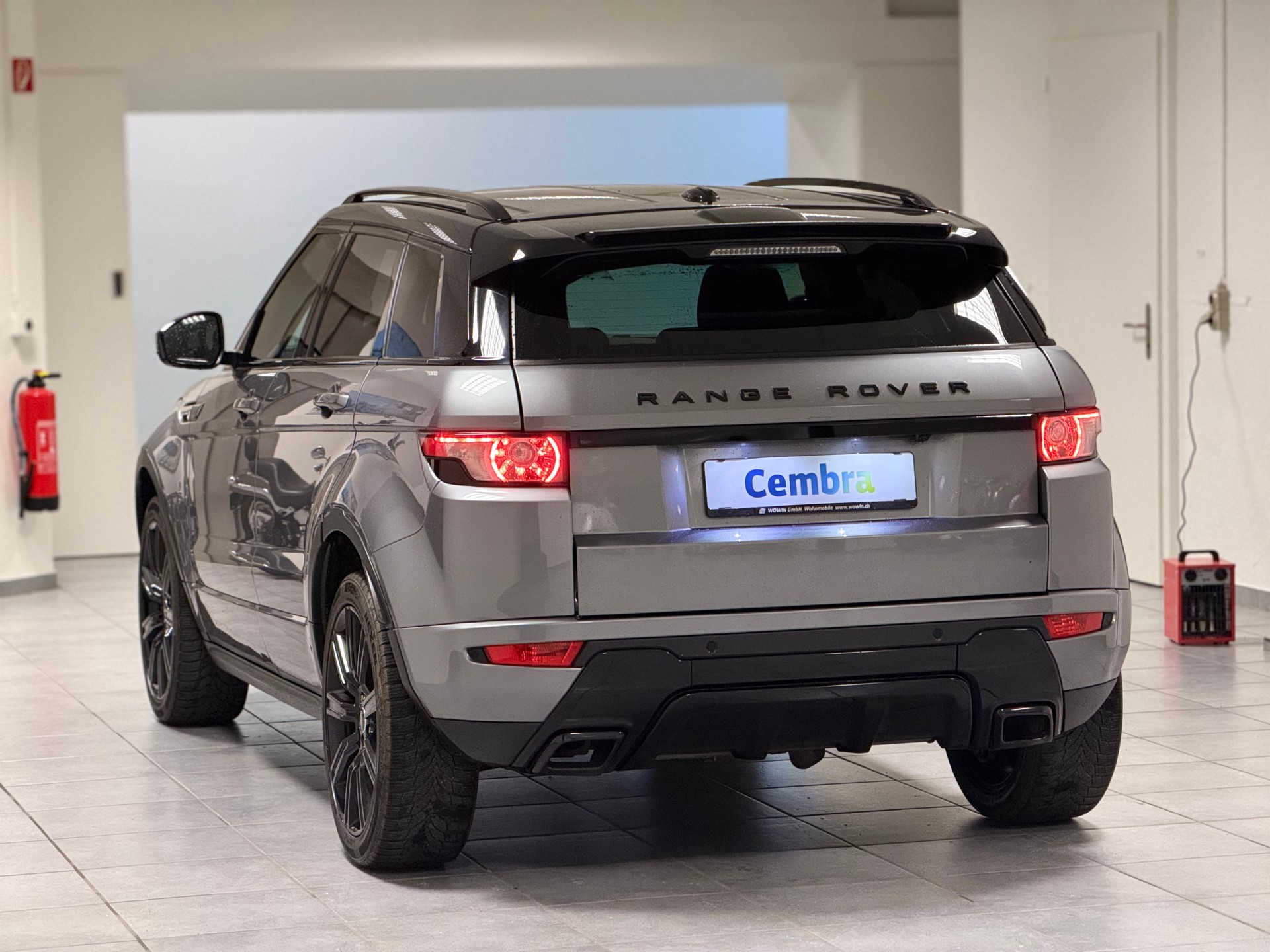 LAND ROVER Range Rover Evoque 2.0 Si4 Dynamic AT9-image-8