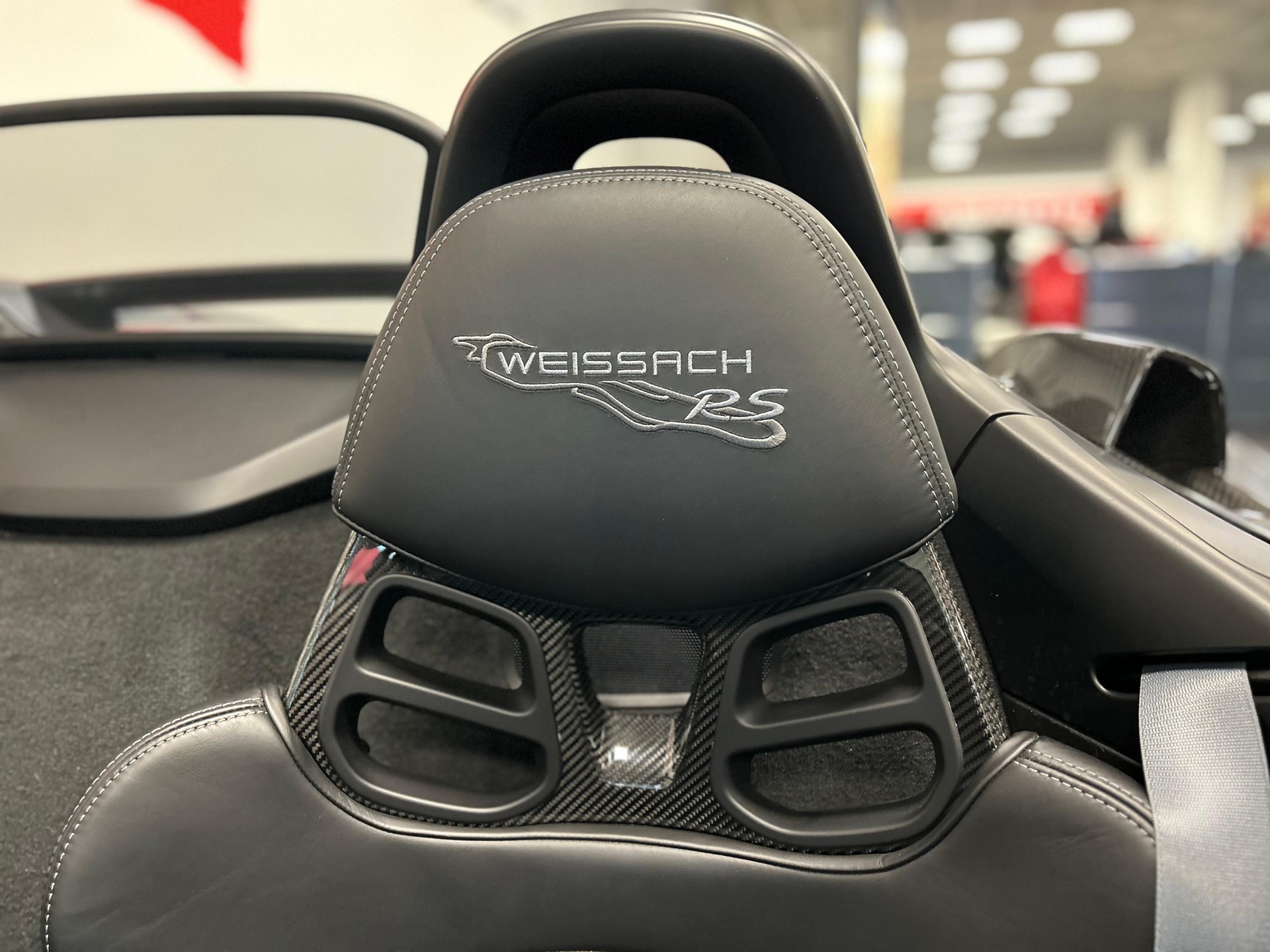 PORSCHE 718 Boxster 4.0 Spyder RS PDK-image-25