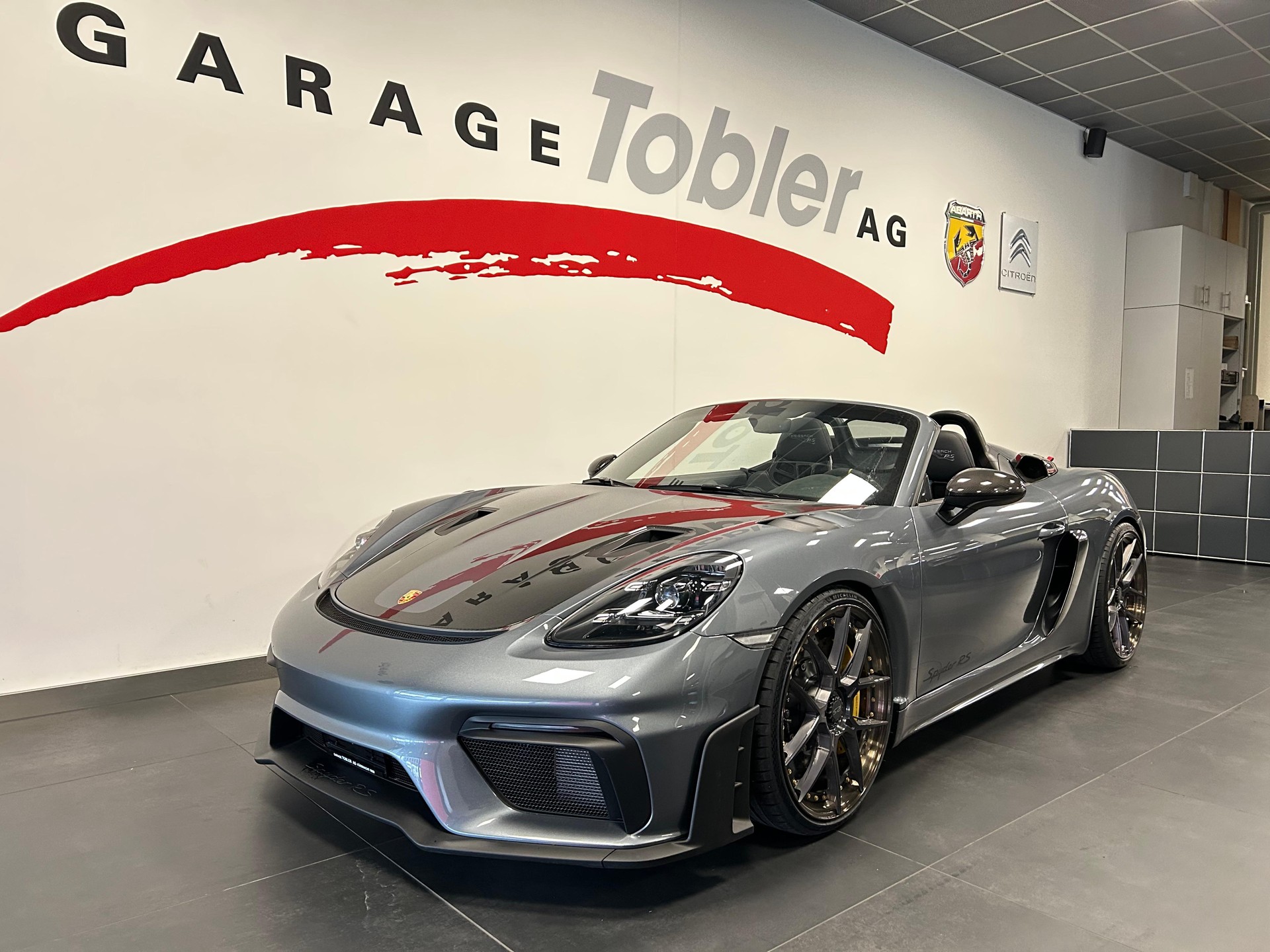 PORSCHE 718 Boxster 4.0 Spyder RS PDK-image-1