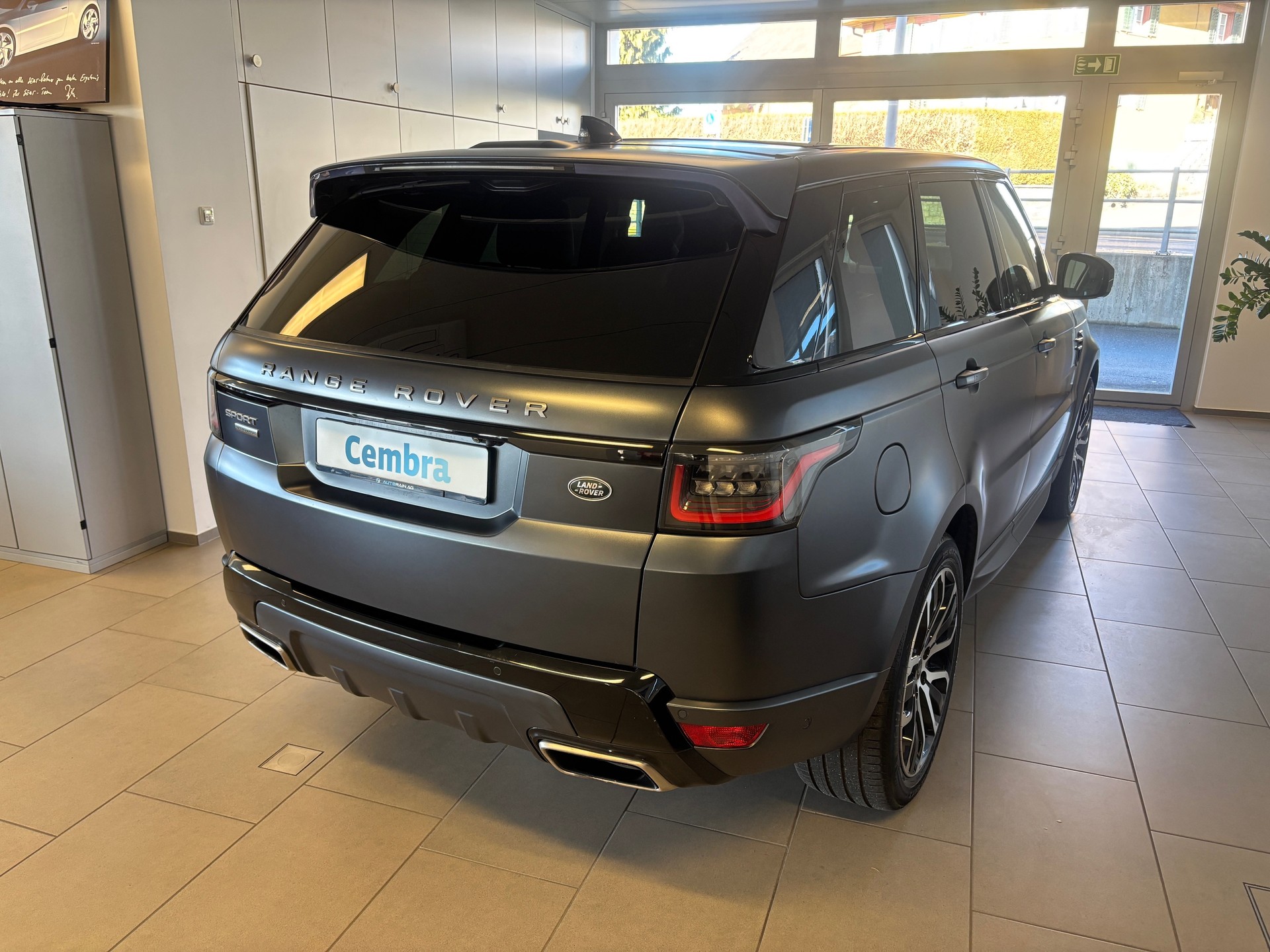 LAND ROVER Range Rover Sport 5.0 V8 S/C HSE Dynamic Automatic-image-2