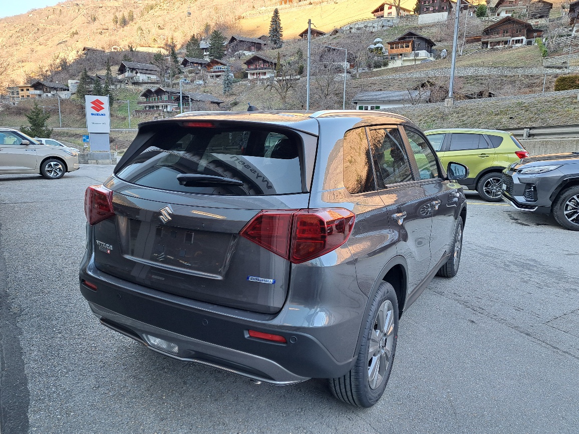 SUZUKI Vitara 1.4 Boosterjet Sakura 4x4 Hybrid Automatic-image-3