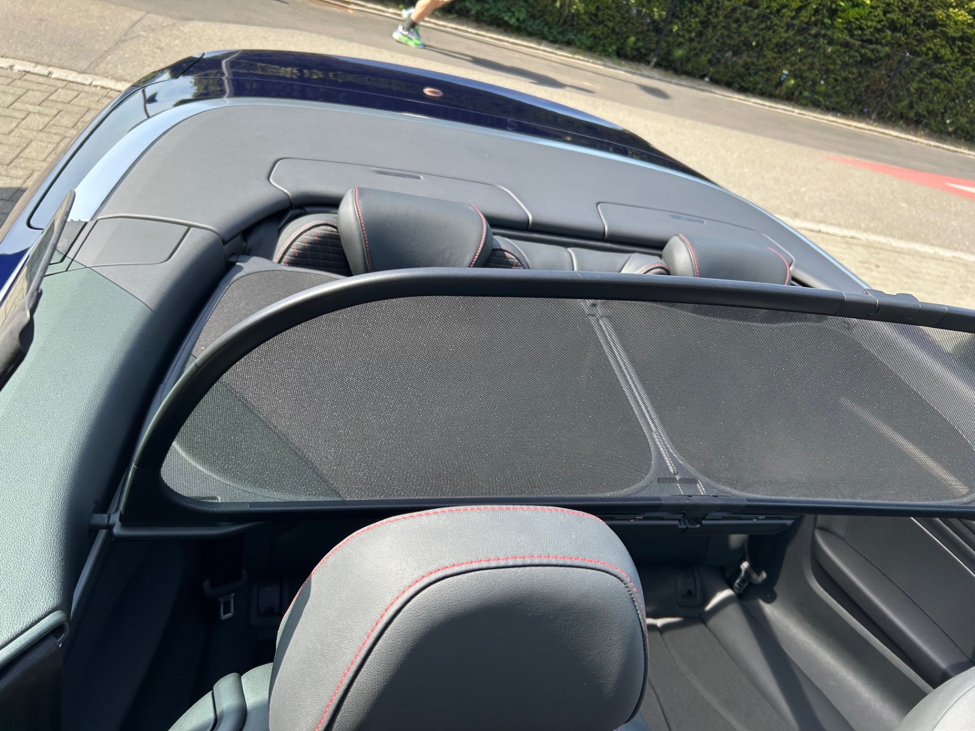 AUDI S3 Cabriolet 2.0 TFSI quattro S-tronic-image-12