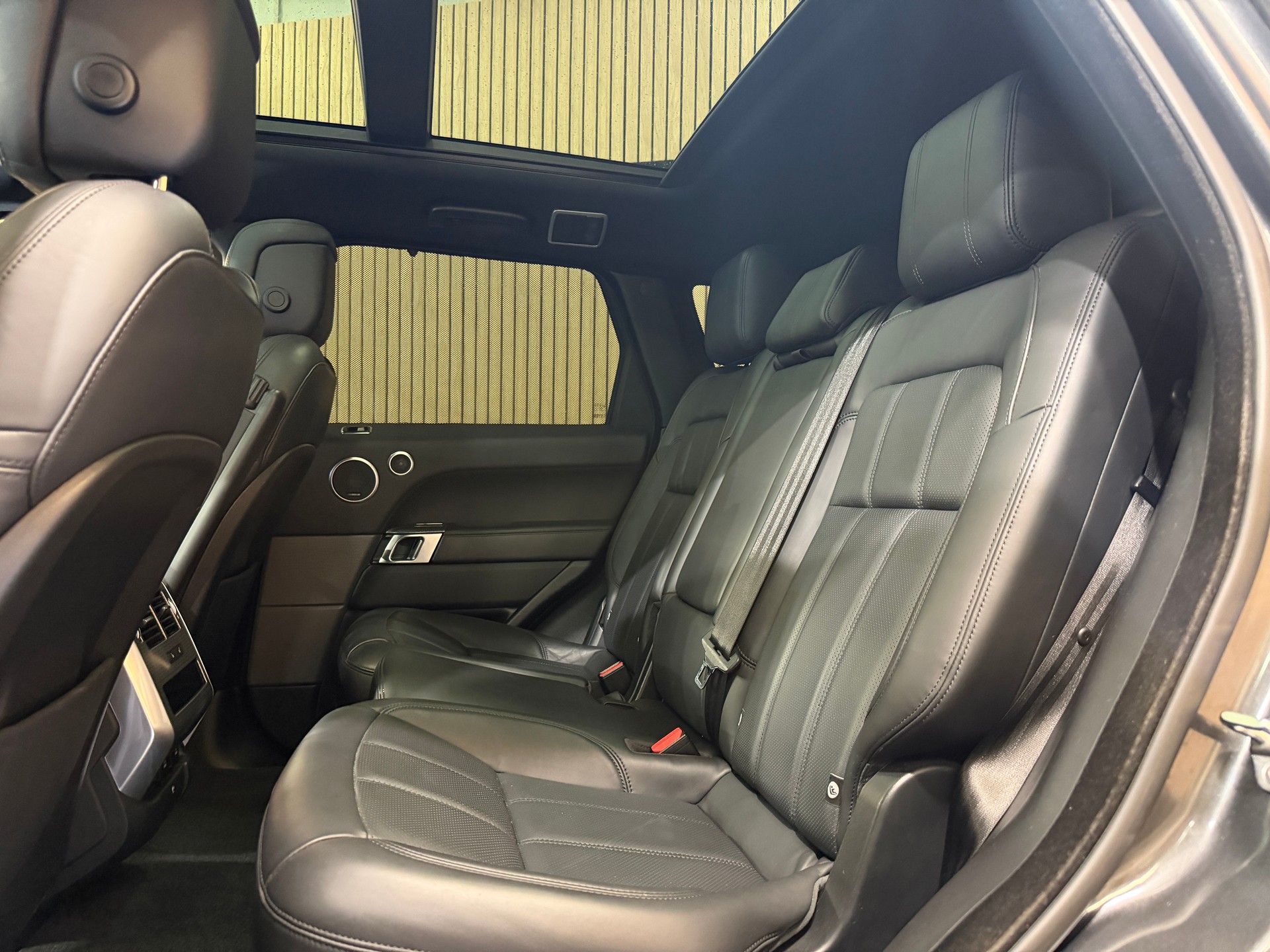LAND ROVER Range Rover Sport D300 3.0D I6 MHEV HSE Dynamic Automatic-image-17