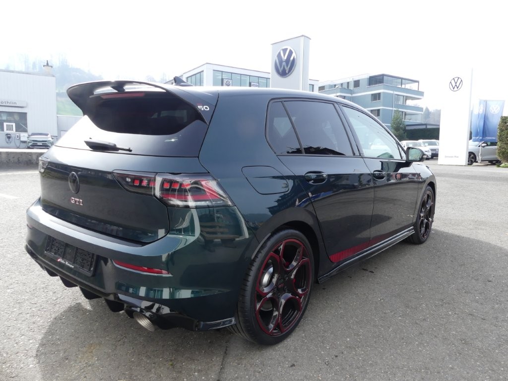 VW Golf 2.0 TSI GTI Edition 50 DSG-image-3
