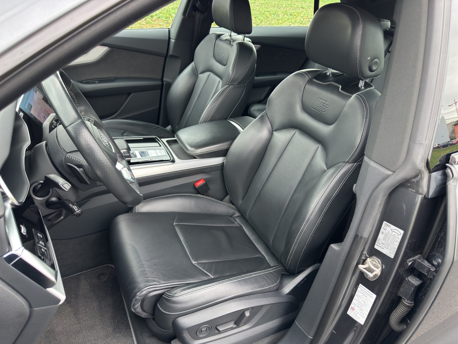 AUDI Q8 50 TDI quattro tiptronic-image-11
