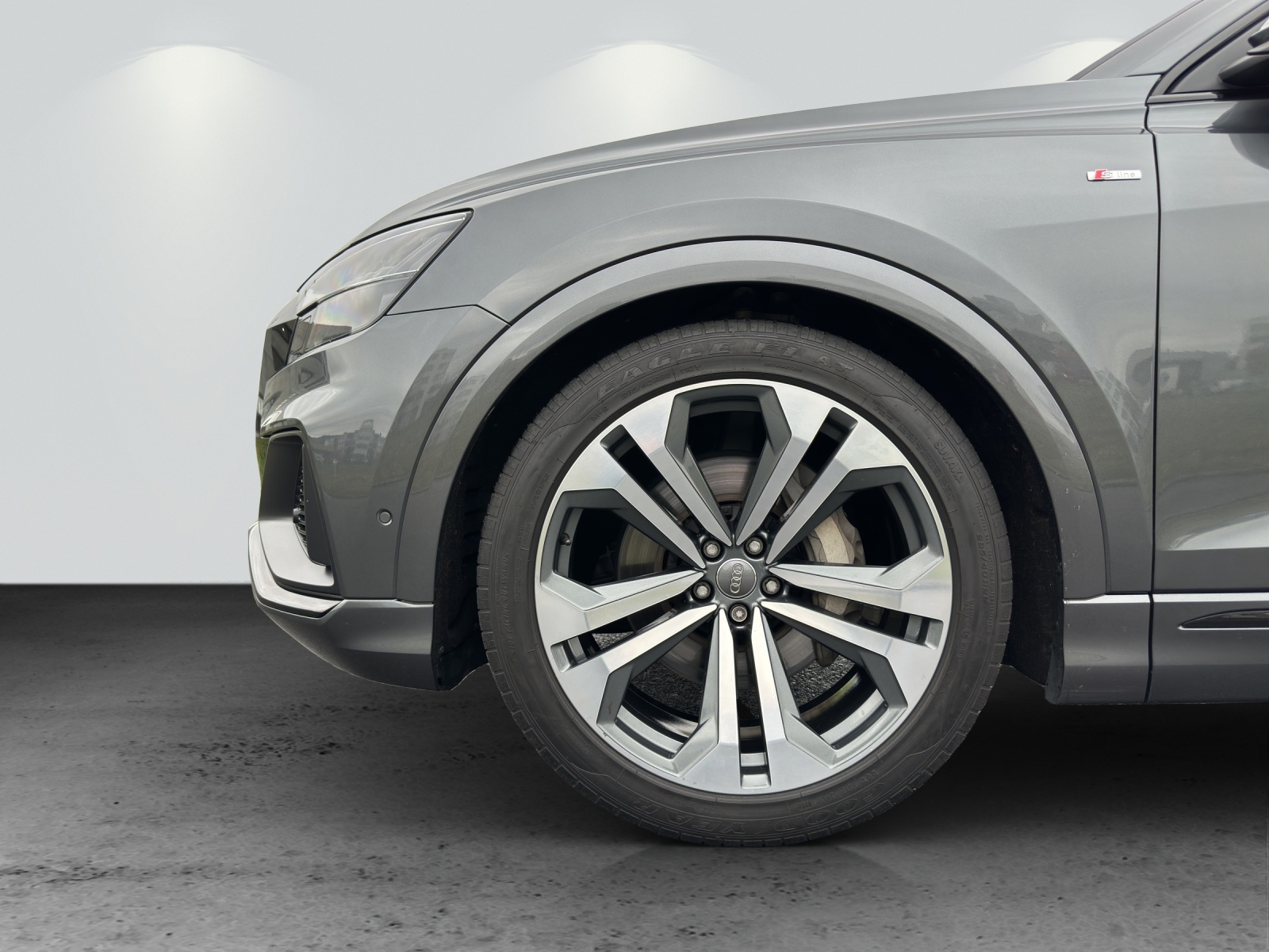 AUDI Q8 50 TDI quattro tiptronic-image-10